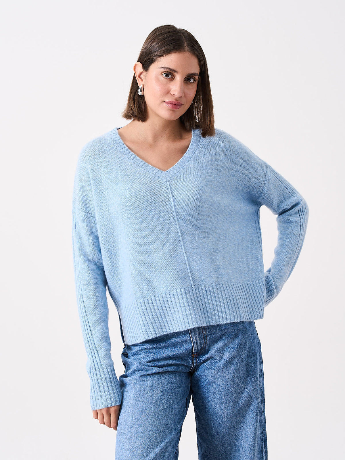 Claudie - 100% cashmere V-neck sweater - cloudy blue