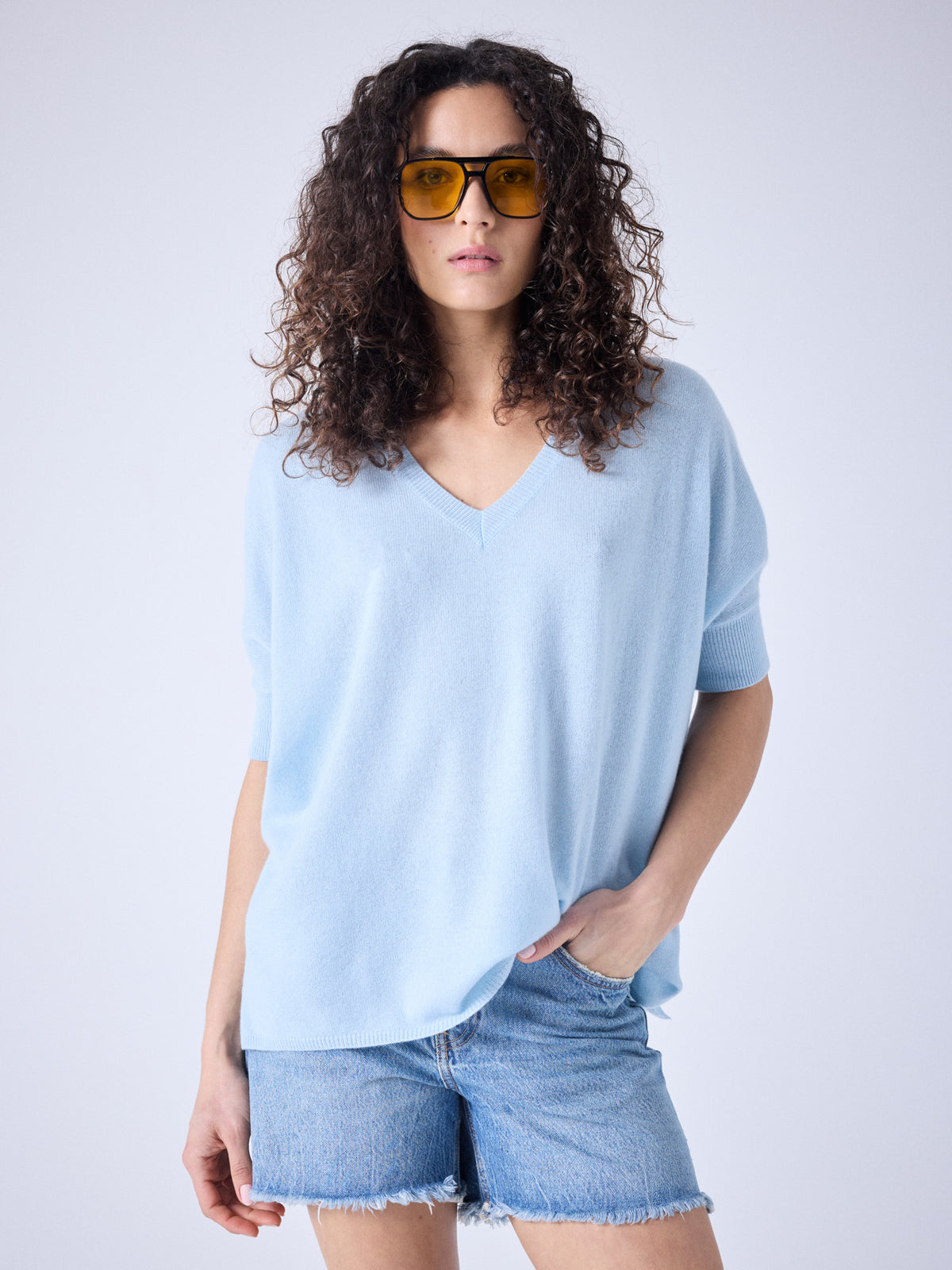 Ingrid - V-neck cashmere poncho - sky