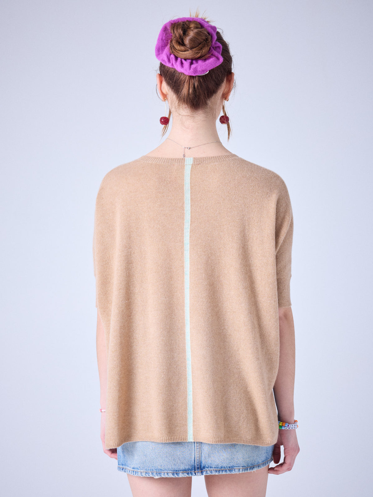Ingrid - V-neck cashmere poncho - turron
