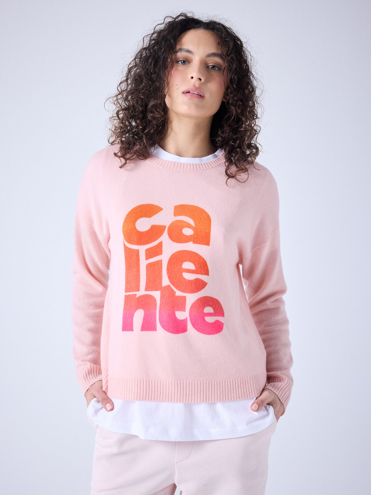 Manolita - round neck cashmere sweater - laurel blossom