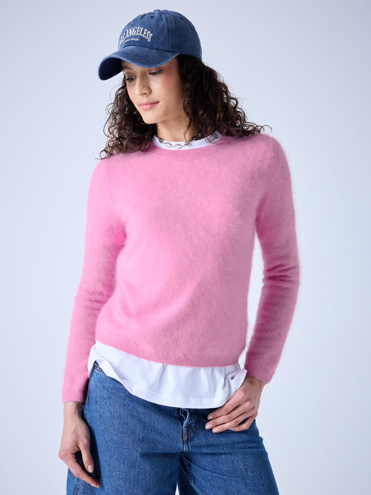 Clarence - brushed cashmere crew neck sweater - bubble gum