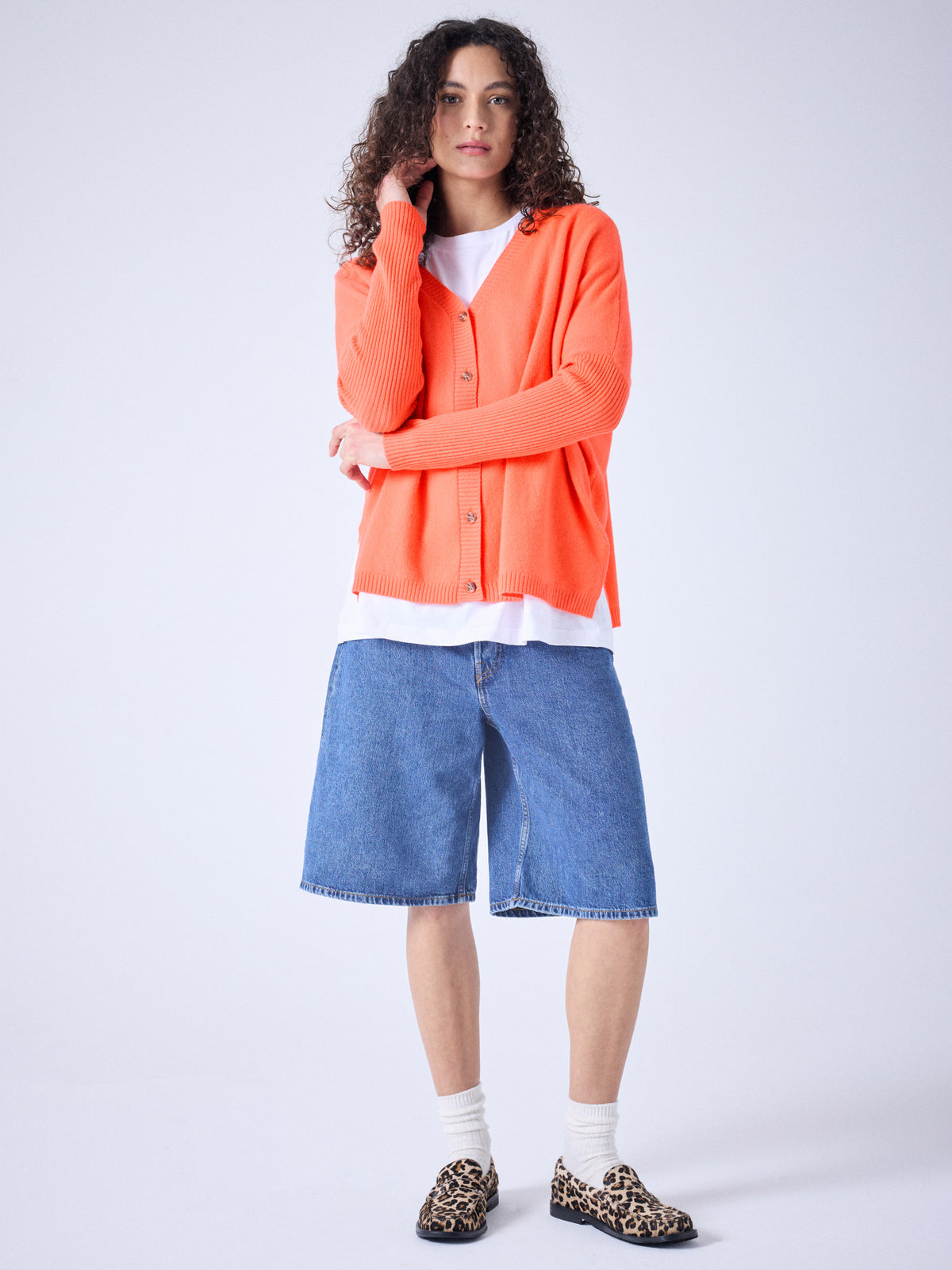 Paula - cashmere v-neck cardigan - pomelo neon
