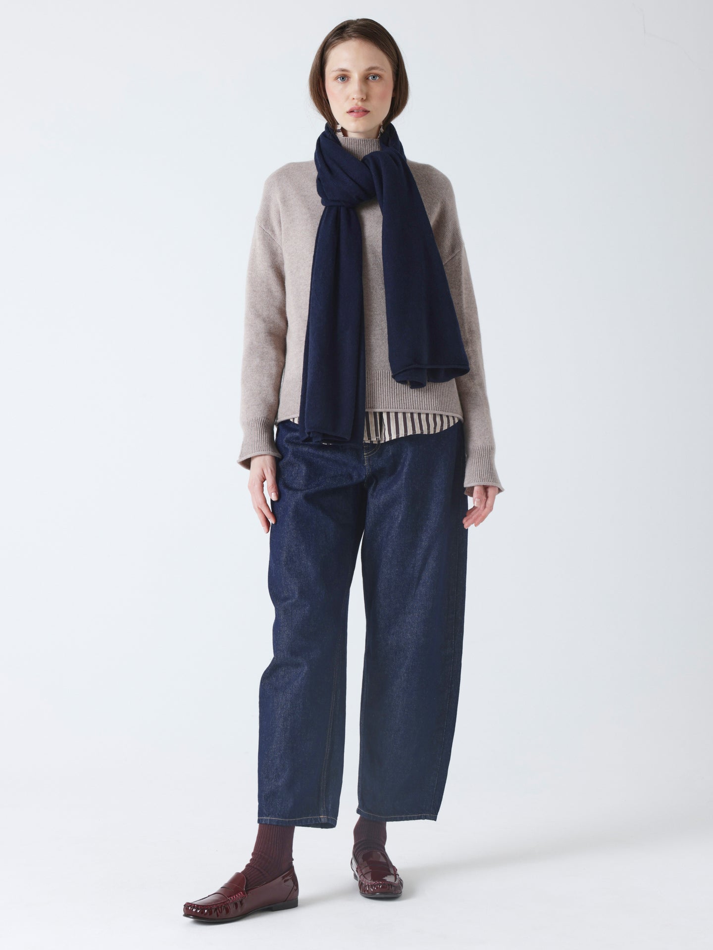 infinity - 100% cashmere scarf - navy