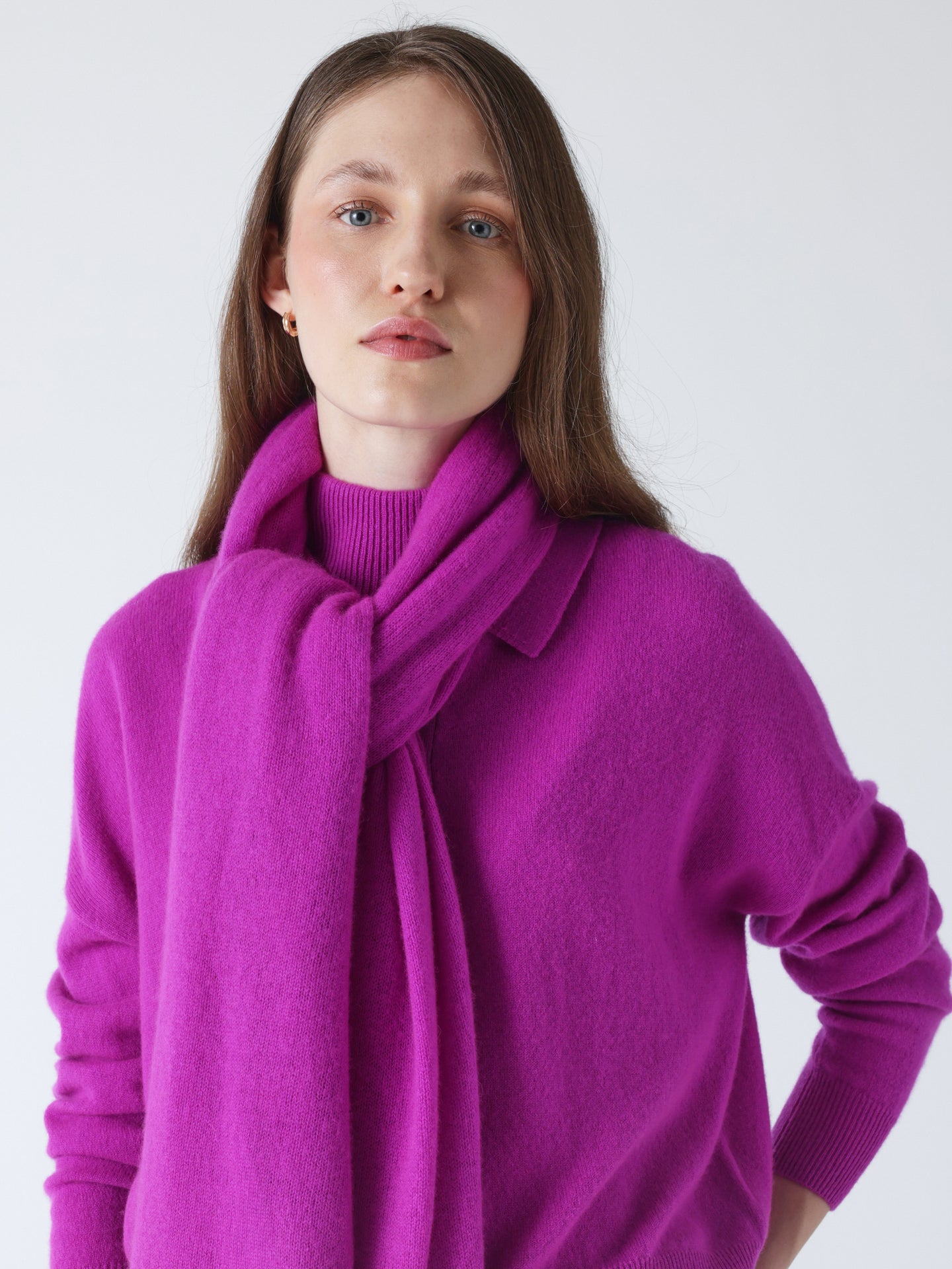 infinity - Schal aus 100 % Kaschmir - purple neon