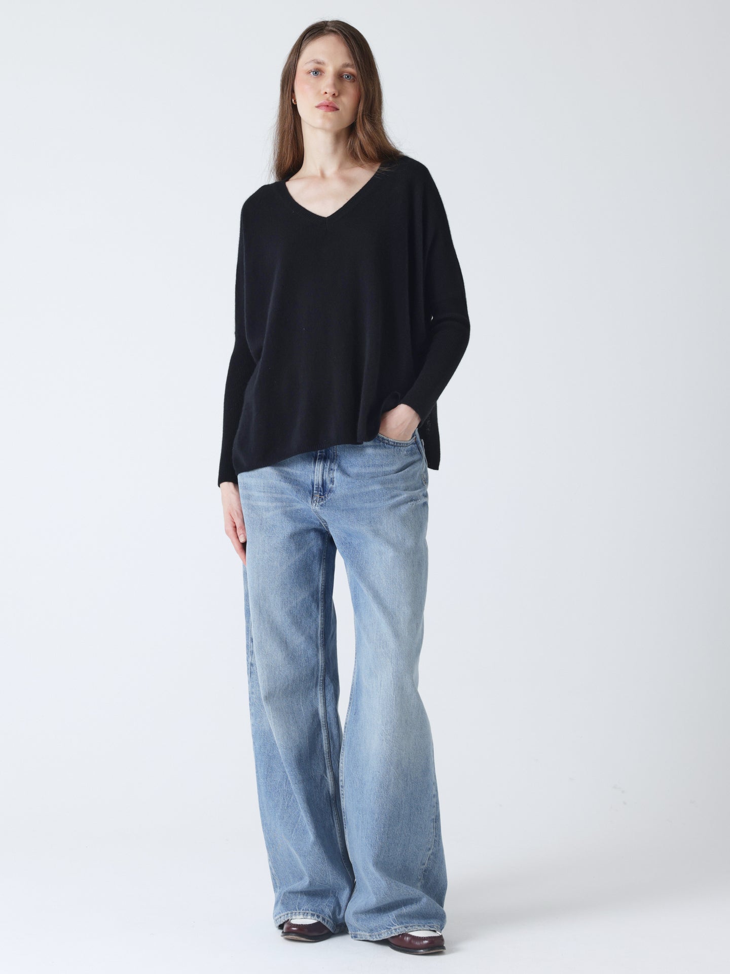 camille - Pull poncho en cachemire - black