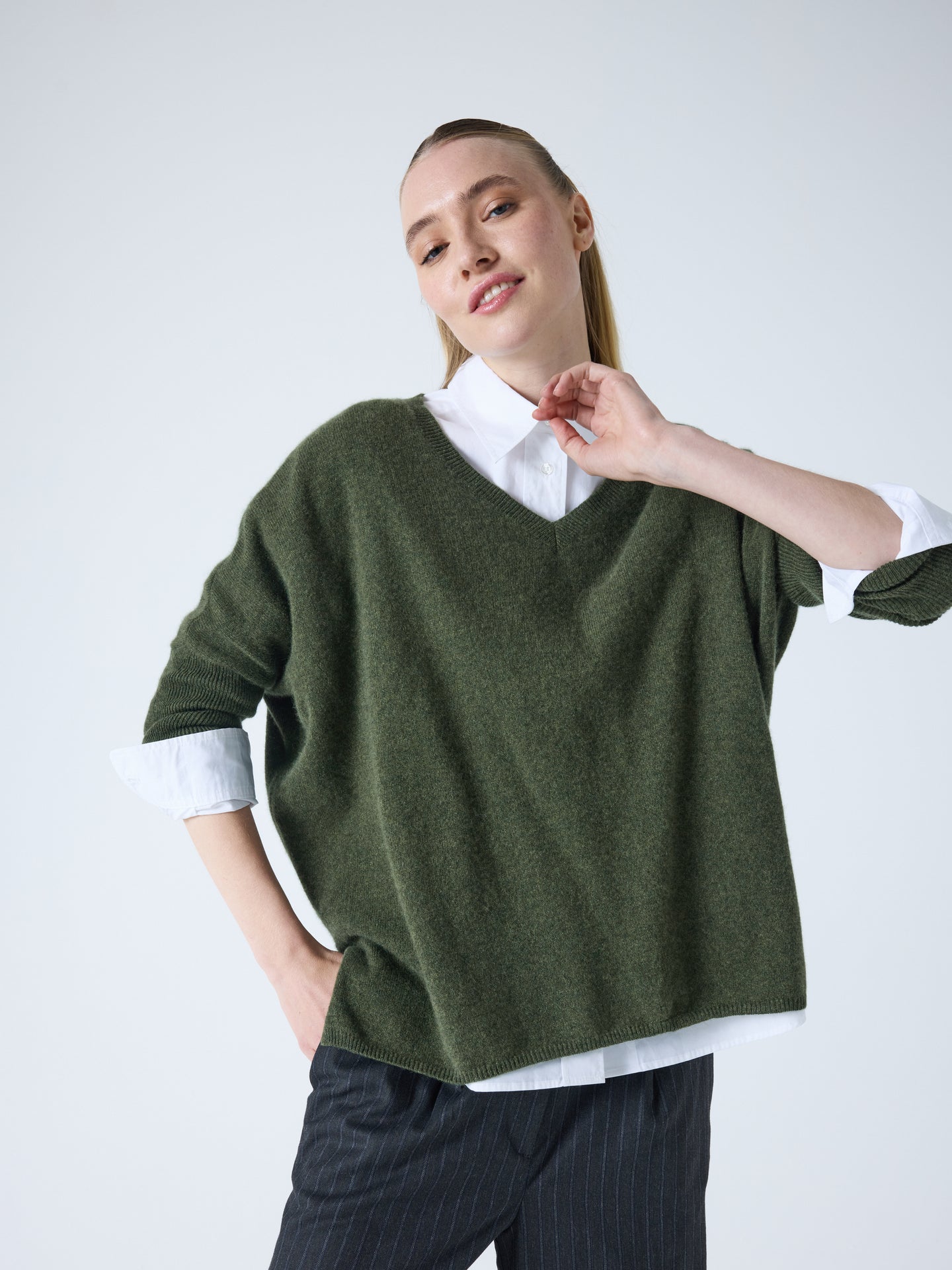 camille - Pull poncho en cachemire - forest