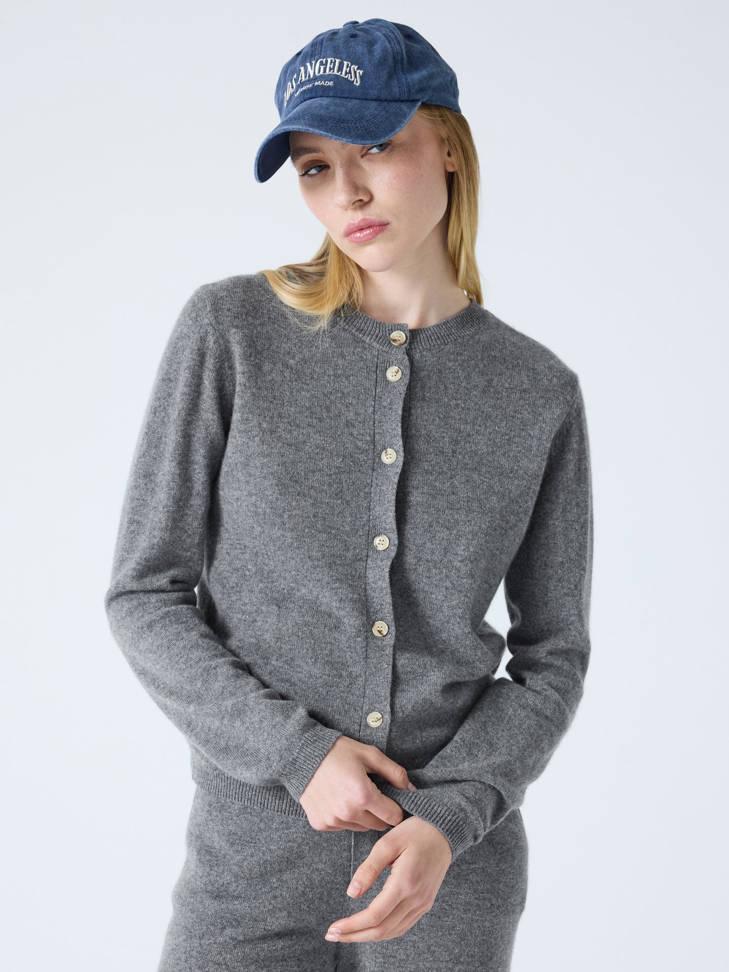 maddelena - 100% cashmere cardigan - dark heather gray