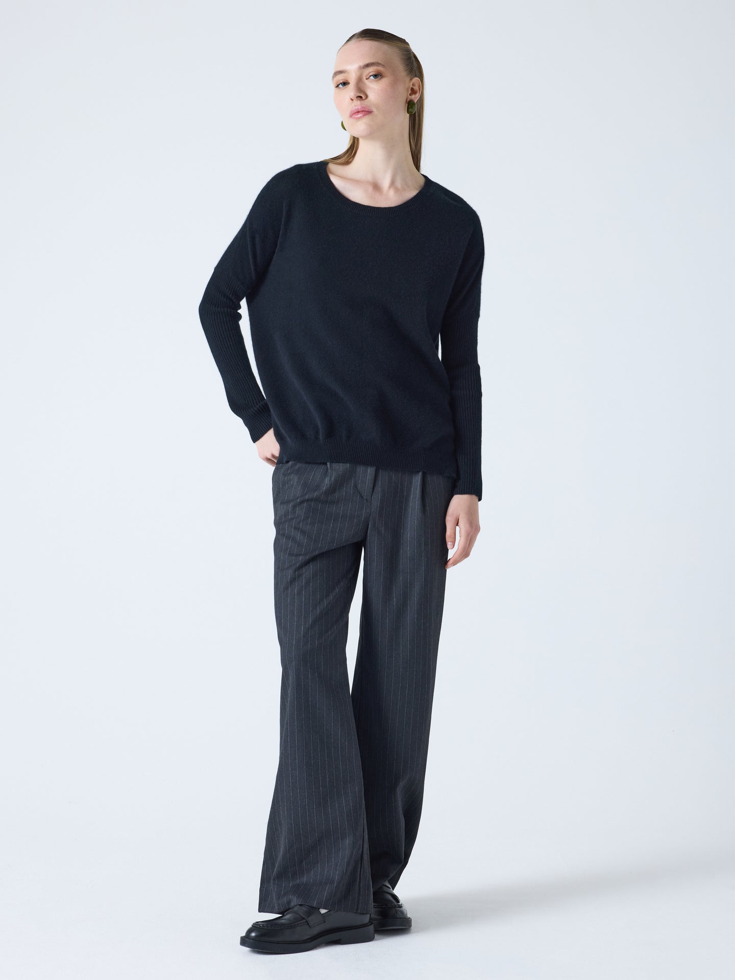 Cecilia - Cashmere poncho sweater - black