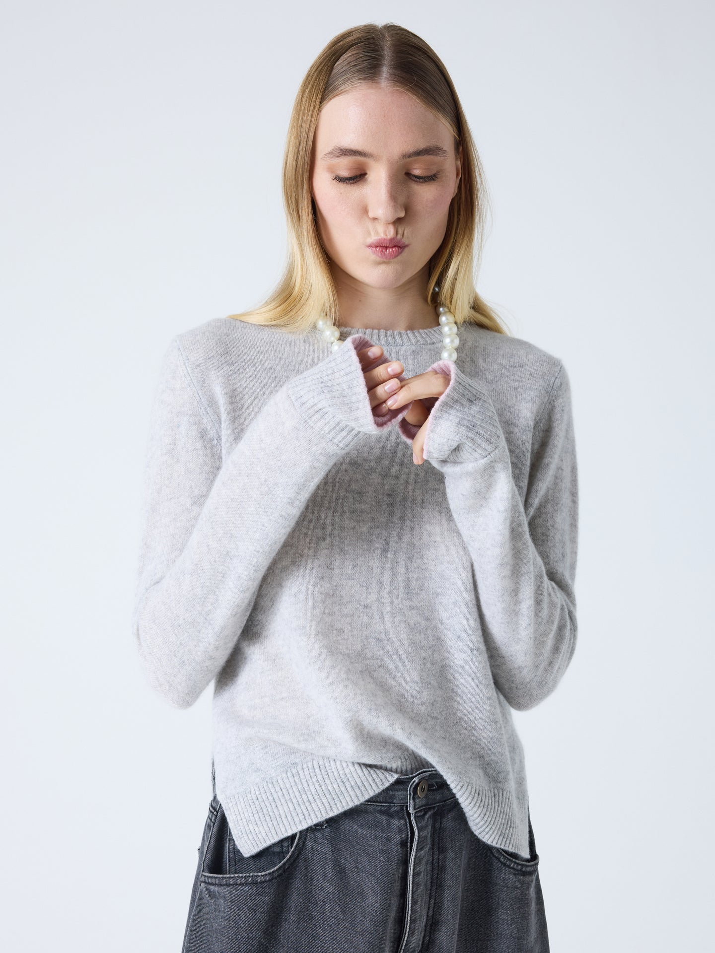 Nadia - Cashmere crew neck sweater - light heather gray