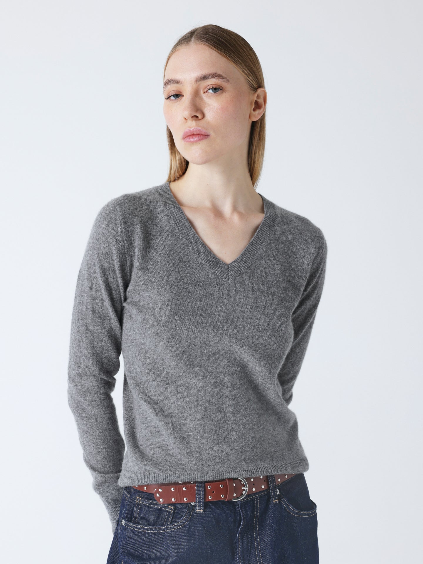 Amanda - 100% cashmere V-neck sweater - dark heather gray