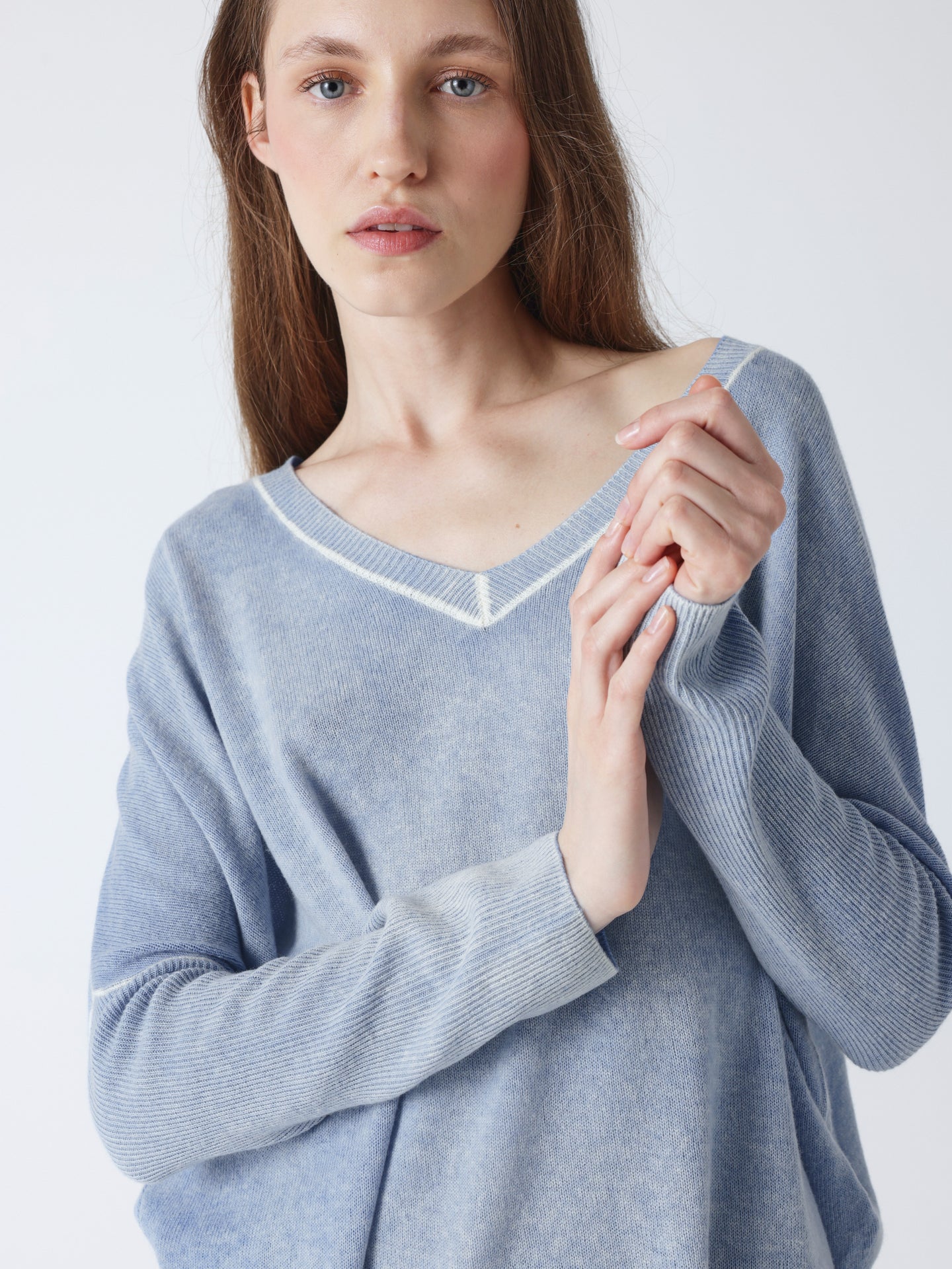 Camille - Ponchopullover aus Kaschmir - bleach