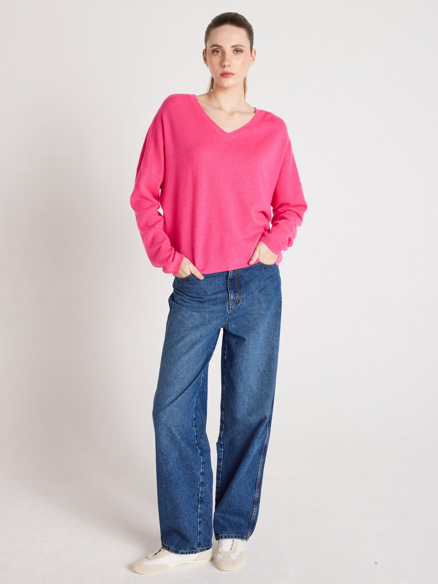 Alicia - Kaschmirpullover mit V-Ausschnitt - fuchsia