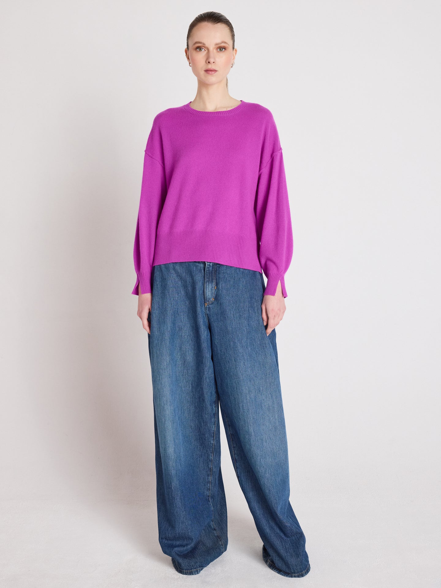 caterina - Kaschmirpullover mit Rundhalsausschnitt - purple neon