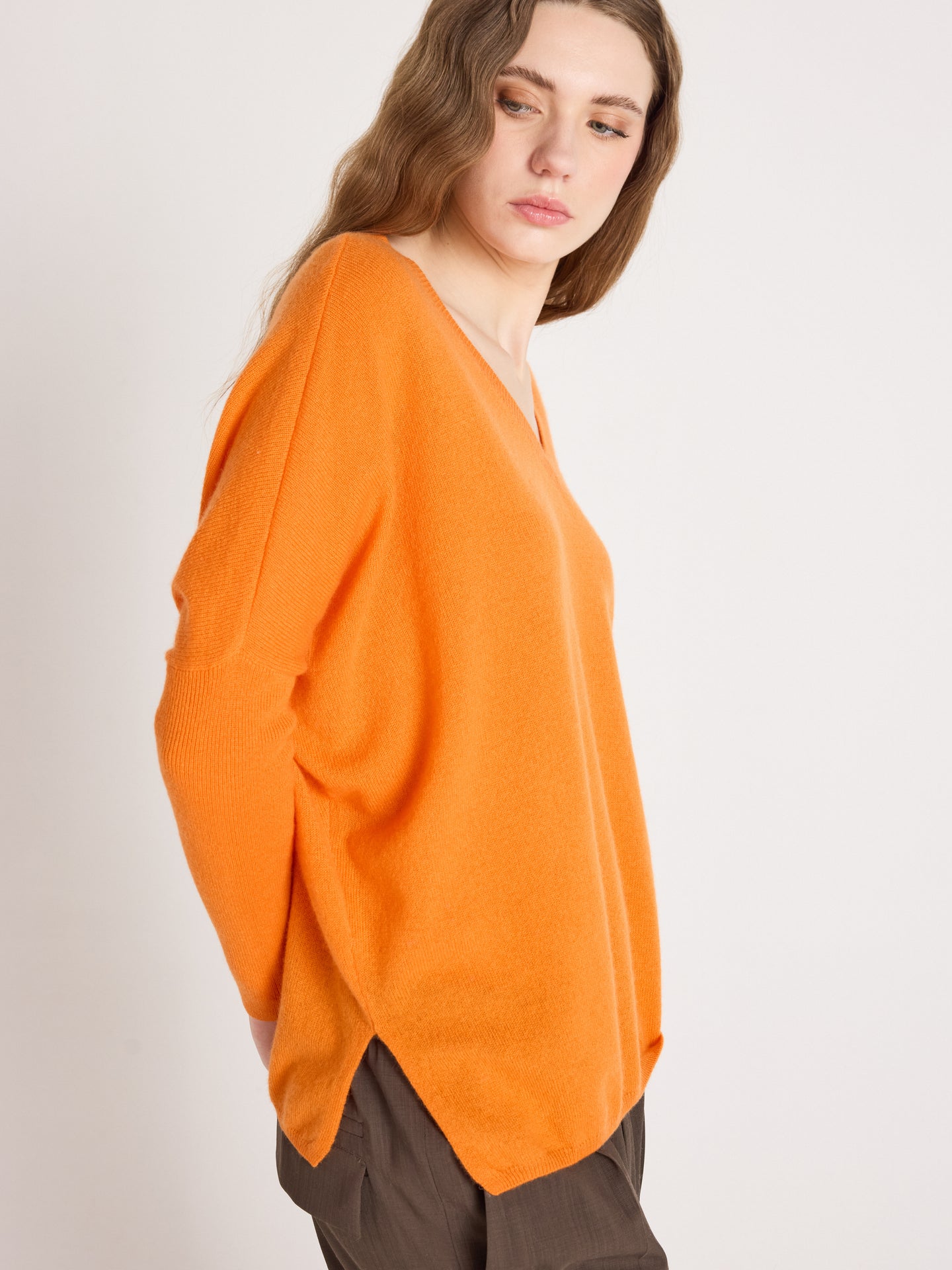 Camille - Kaschmirponcho mit V-Ausschnitt - tangerine