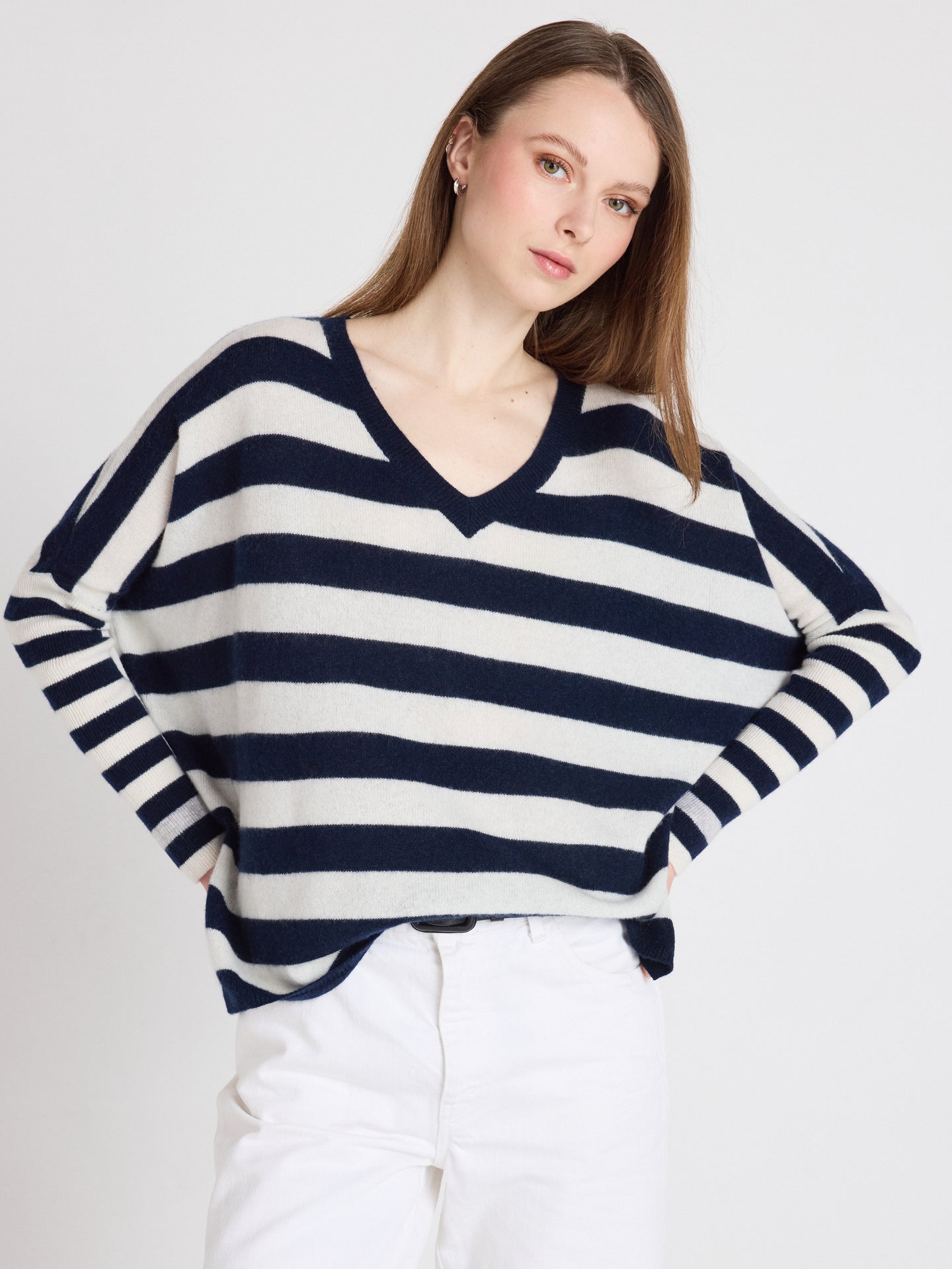 Janet - Poncho-pullover mit V-Ausschnitt aus Kaschmir - Navy