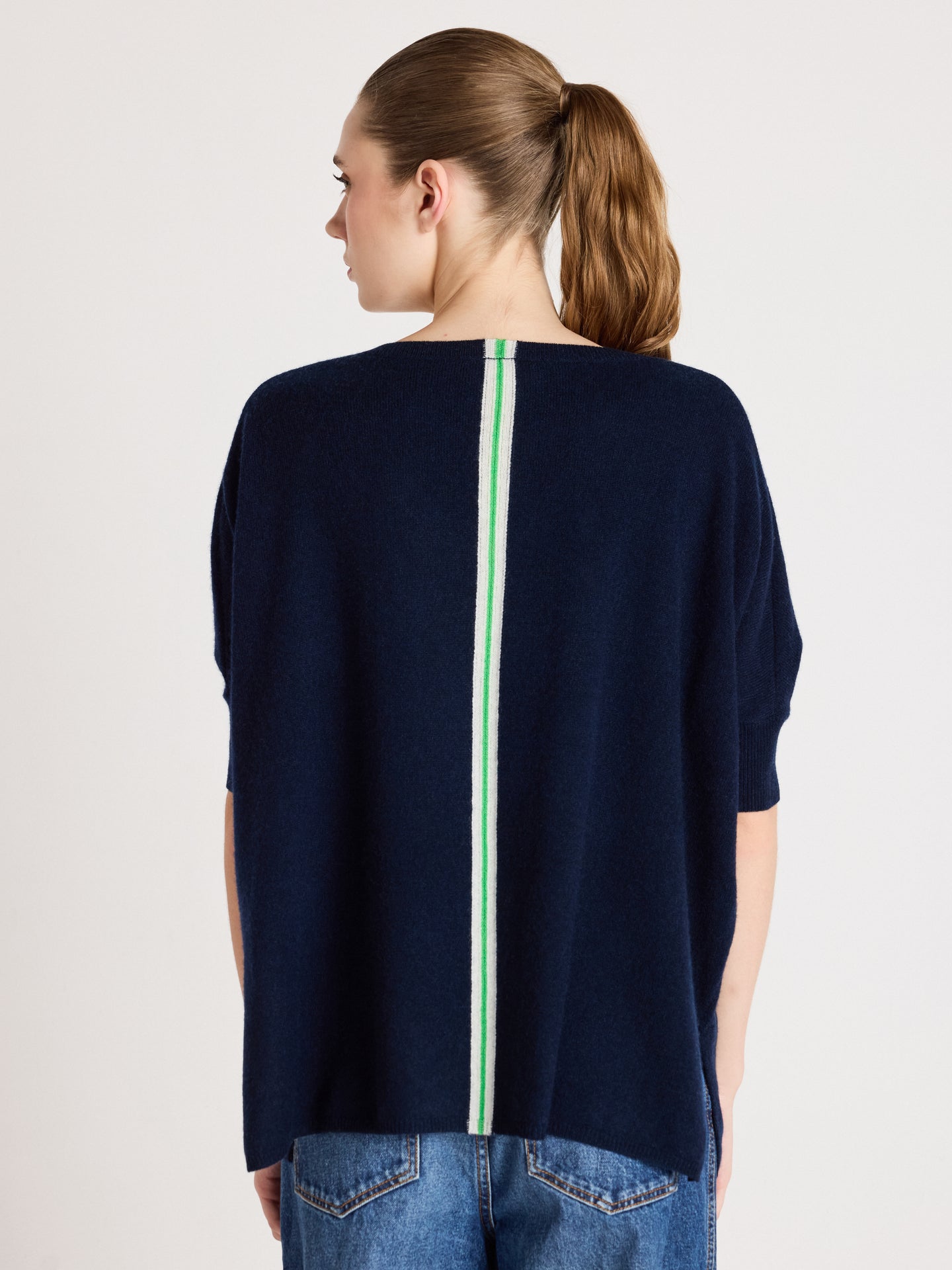 Ingrid - Kaschmirponcho mit V-Ausschnitt - Navy