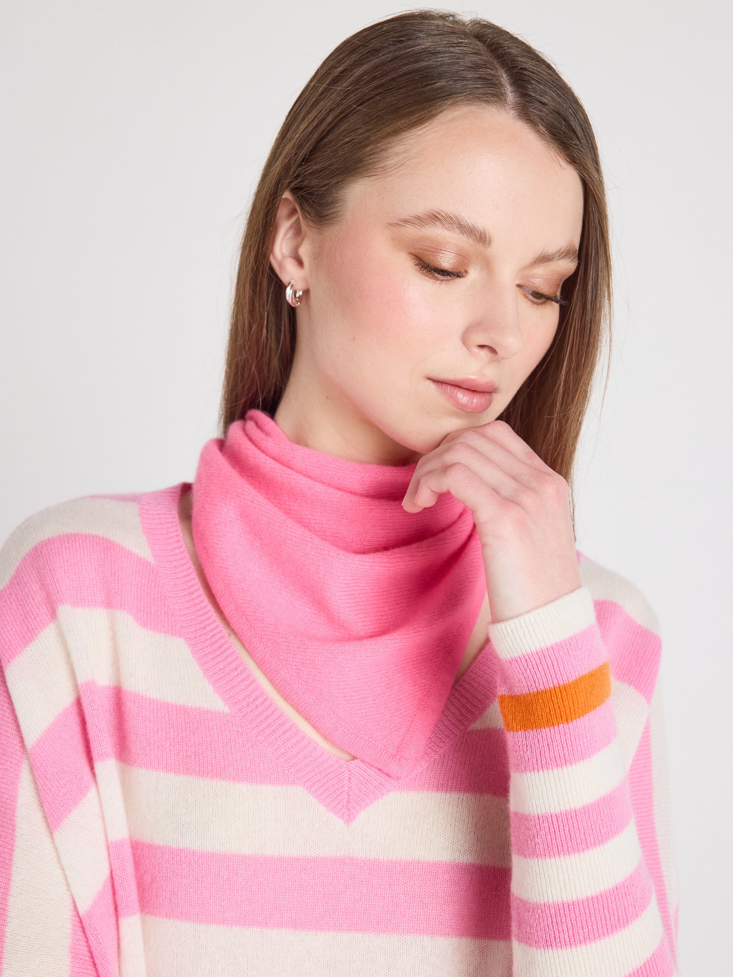 june - Bandana aus 100 % Kaschmir - sparkle pink neon