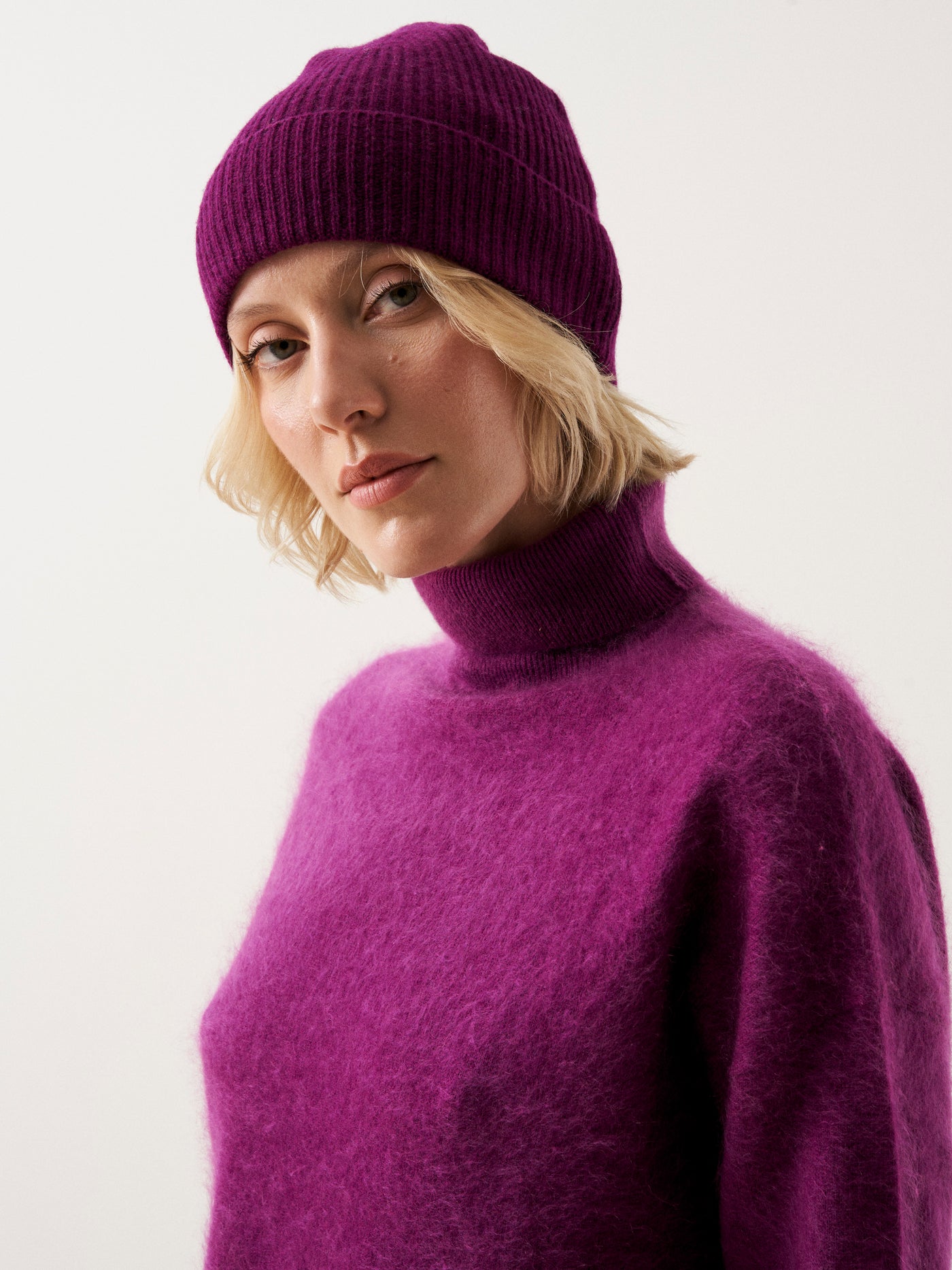 adare - Pull en cachemire brossé - eggplant