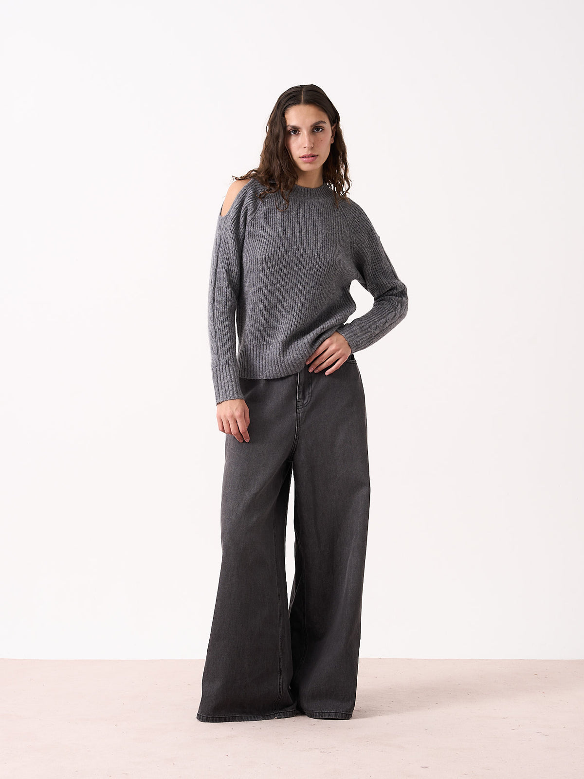 keelin - Yak and cashmere sweater - dark heather gray