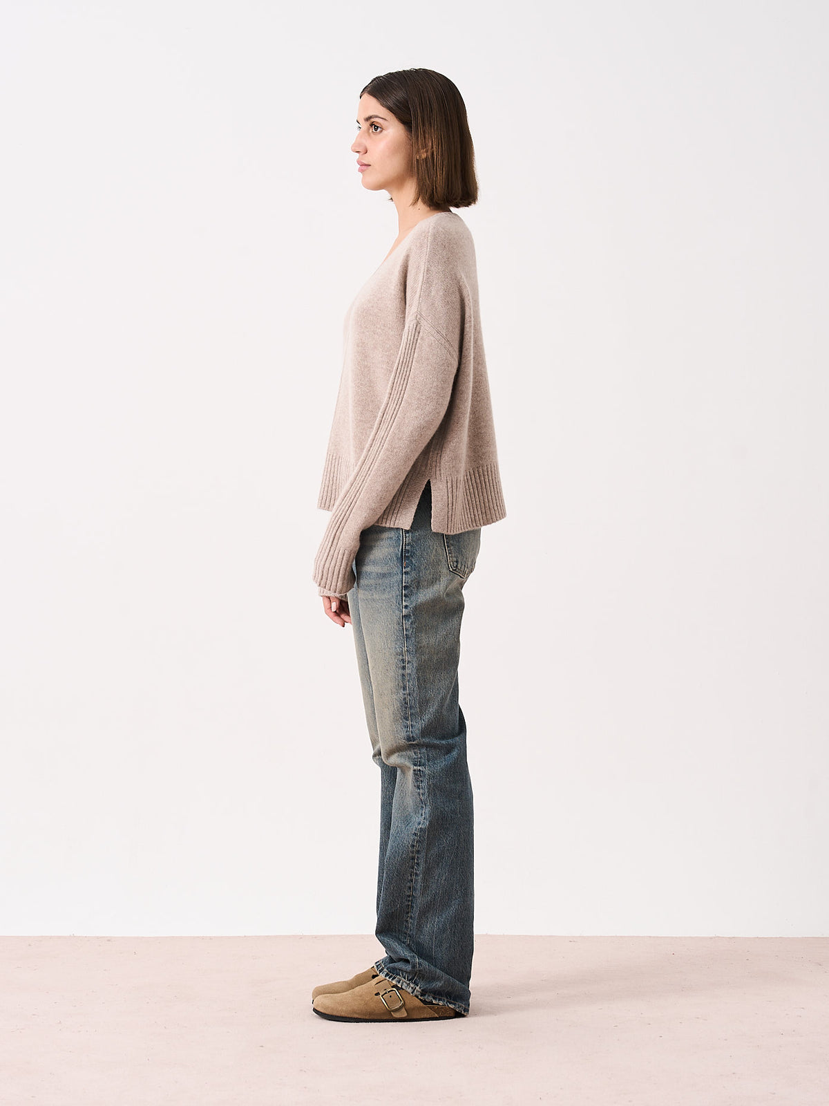 Claudie - 100% cashmere V-neck sweater - chestnut