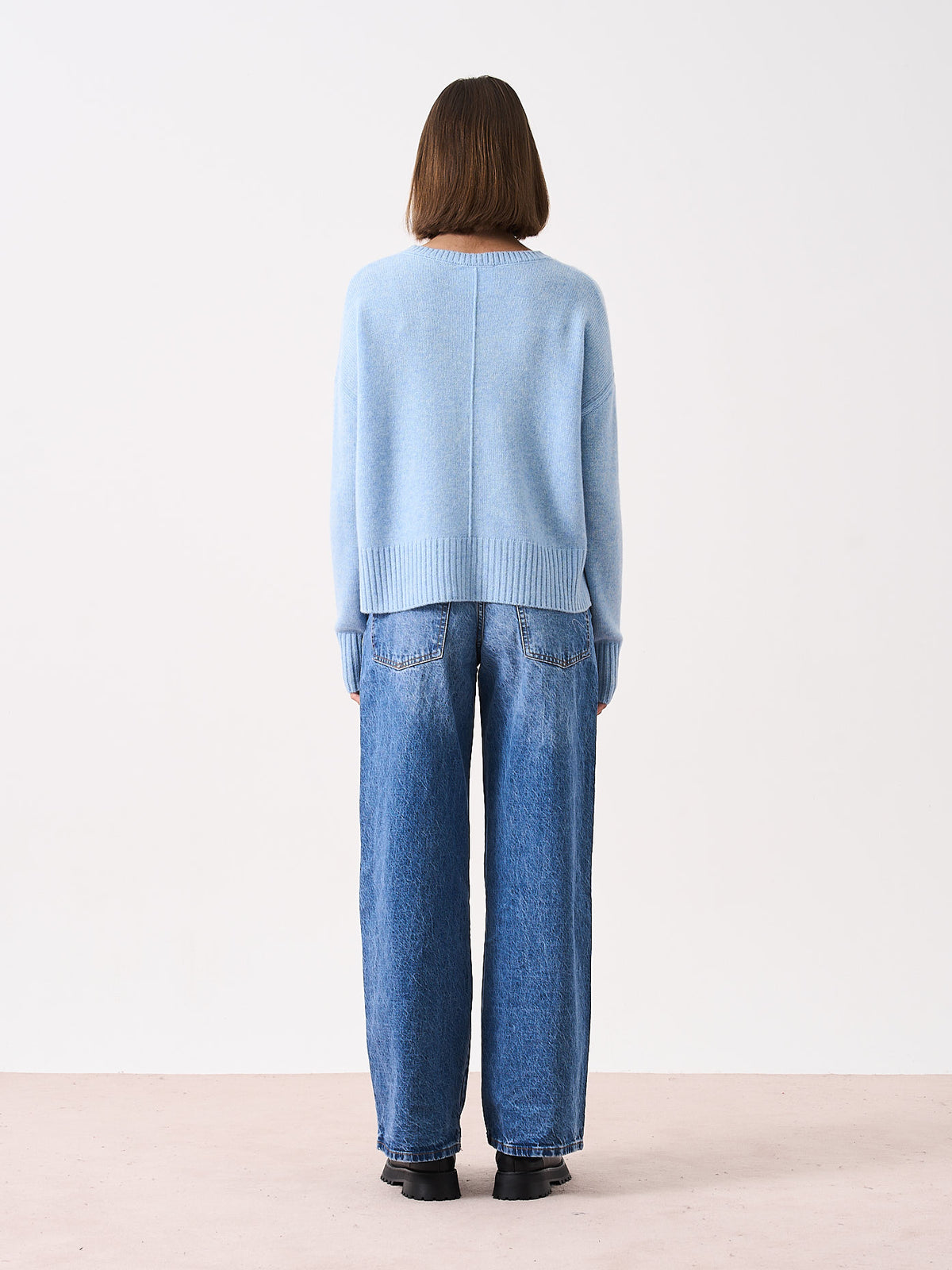 Claudie - 100% cashmere V-neck sweater - cloudy blue