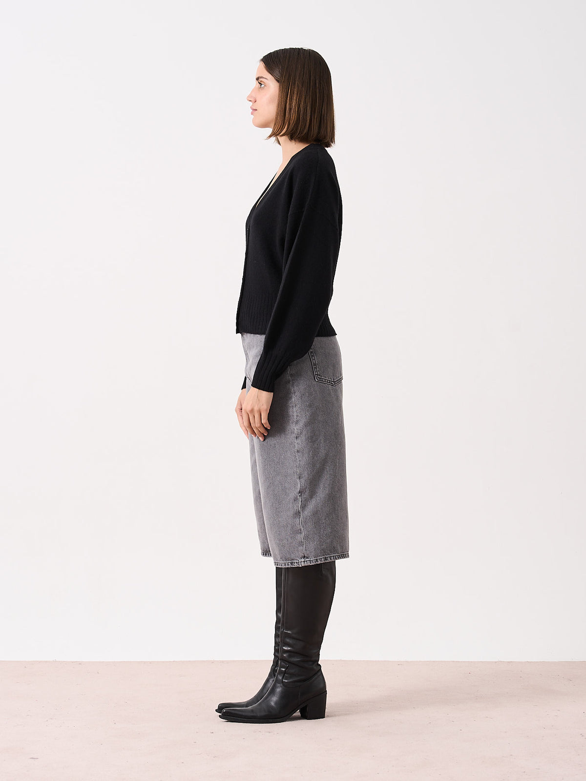 eugenie - 100% cashmere cardigan - black