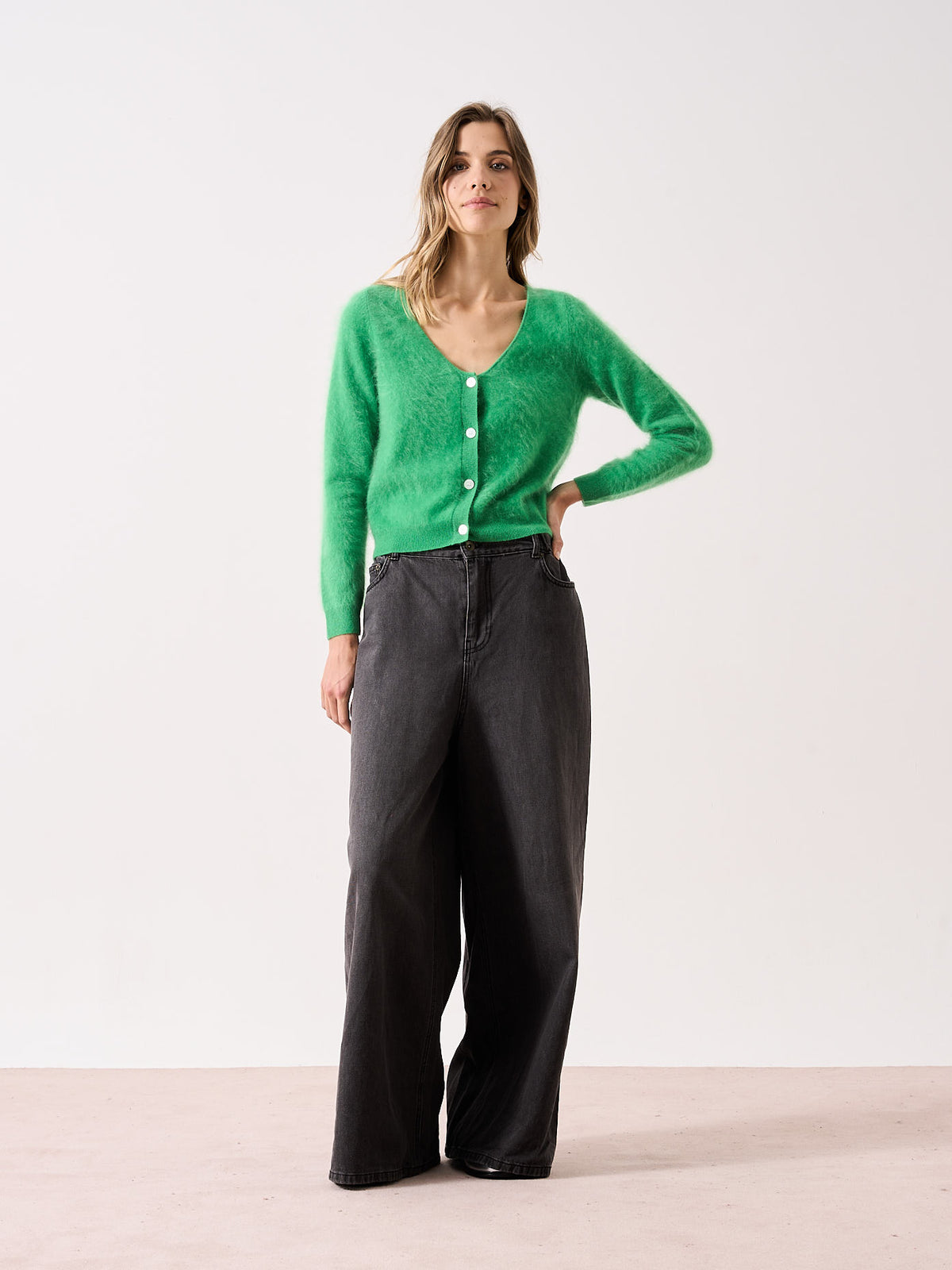 neve - Brushed cashmere cardigan - green tea