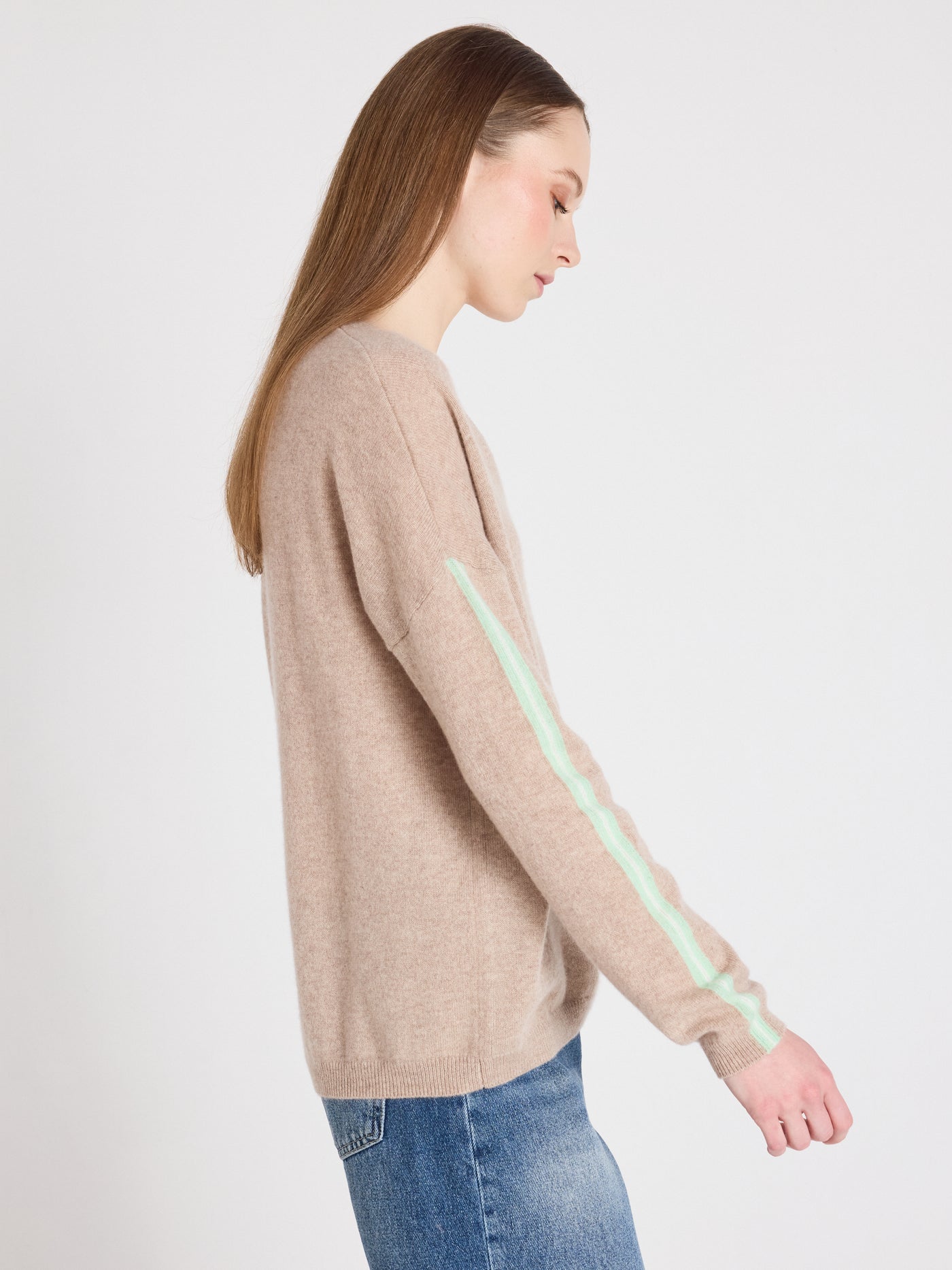 v-hals trui alexia - kasjmier - chestnut