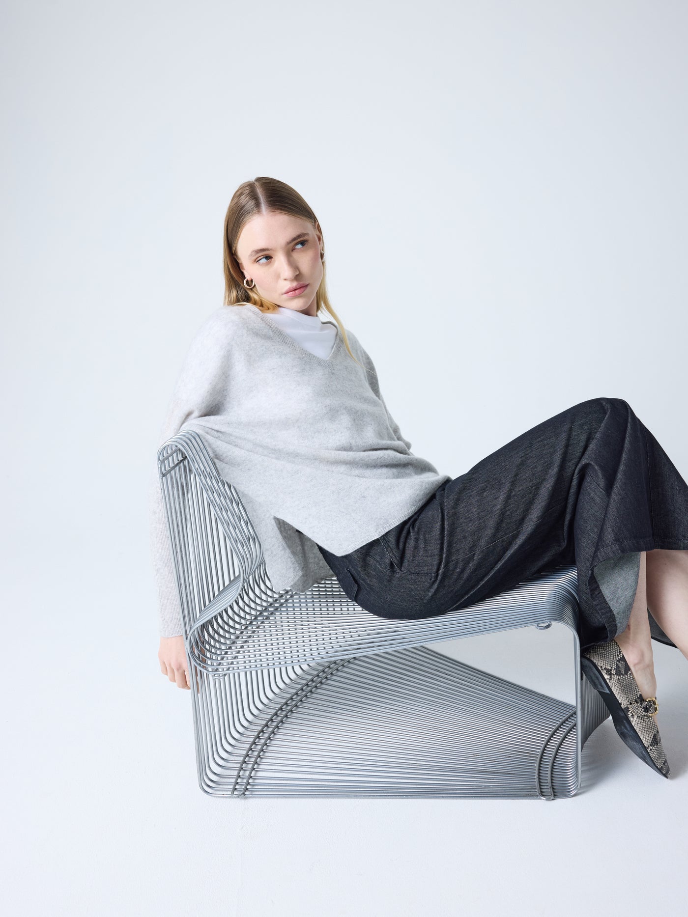 Camille - Cashmere poncho sweater - light heather gray