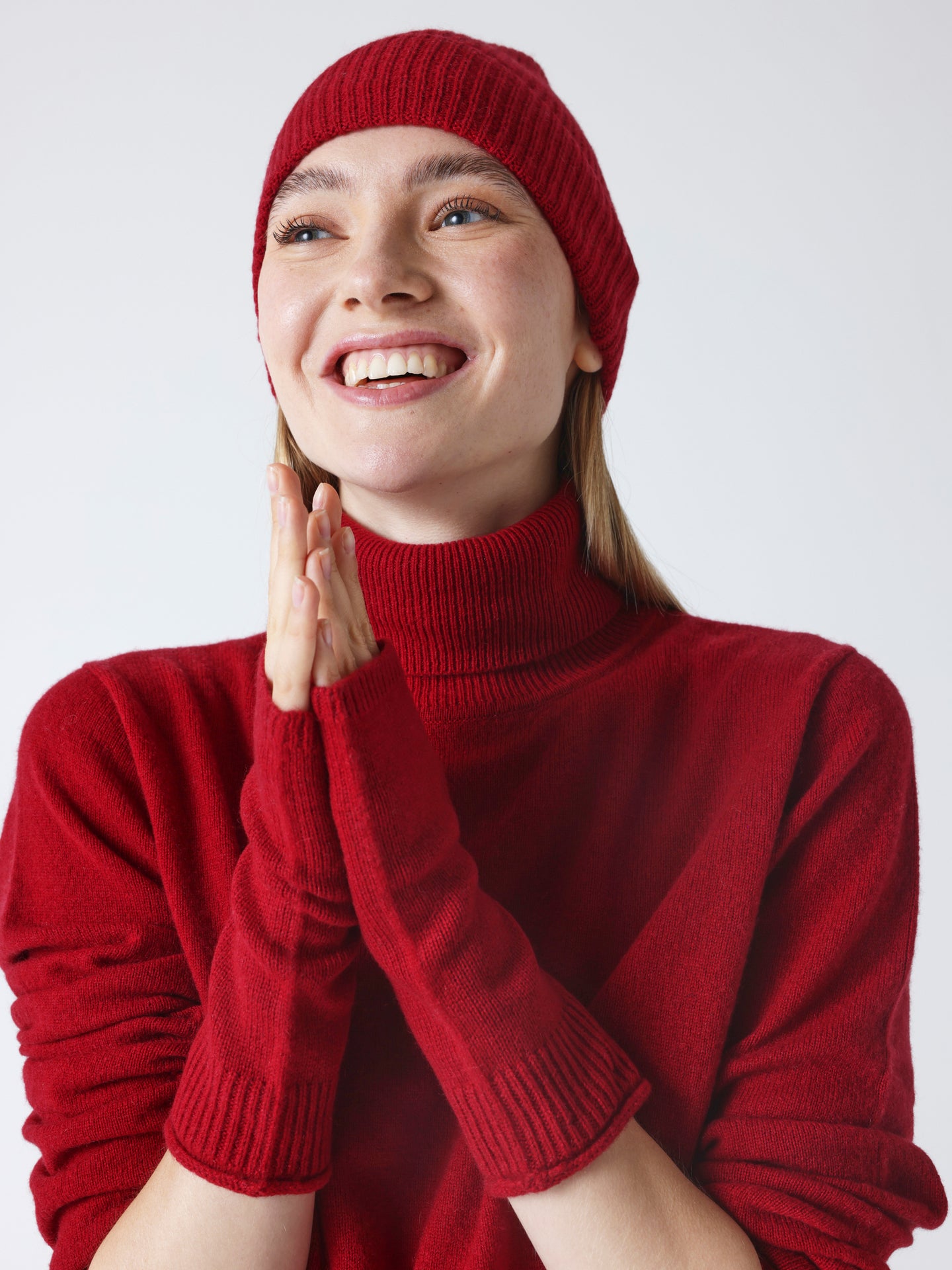 kilina - 100% cashmere mittens - cherry