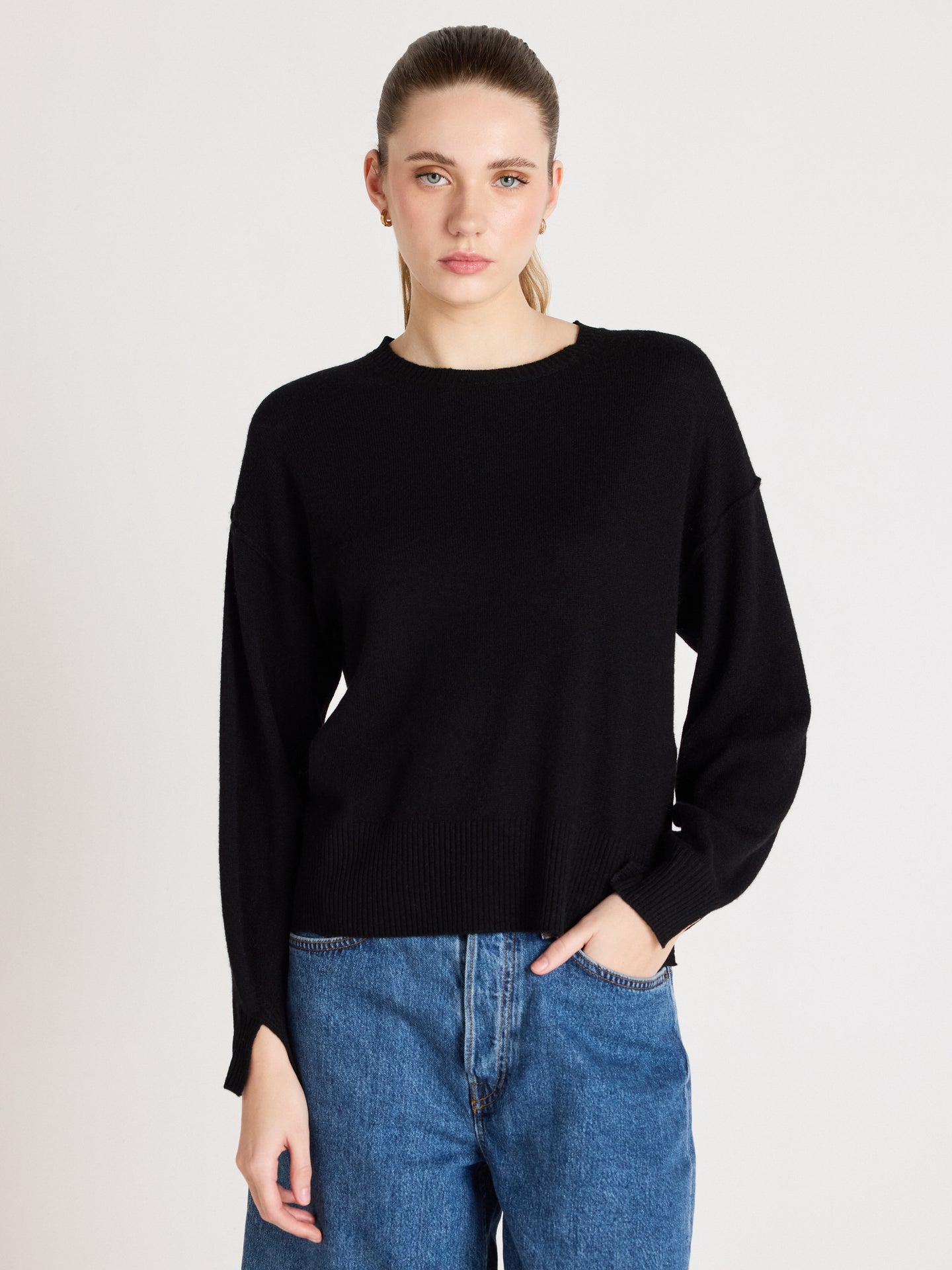 caterina - Kaschmirpullover mit Rundhalsausschnitt - black