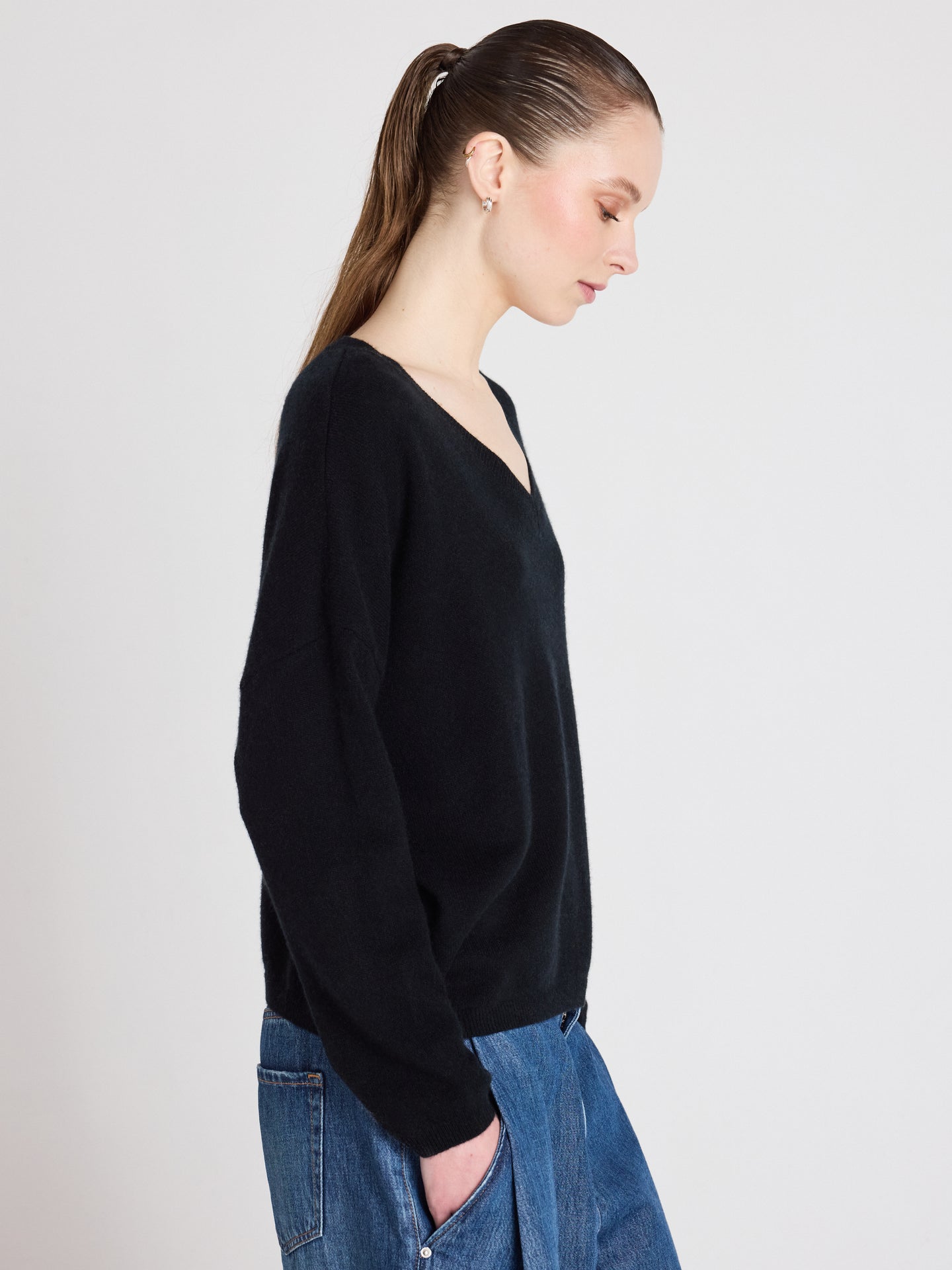 alicia round neck sweater - cashmere - black