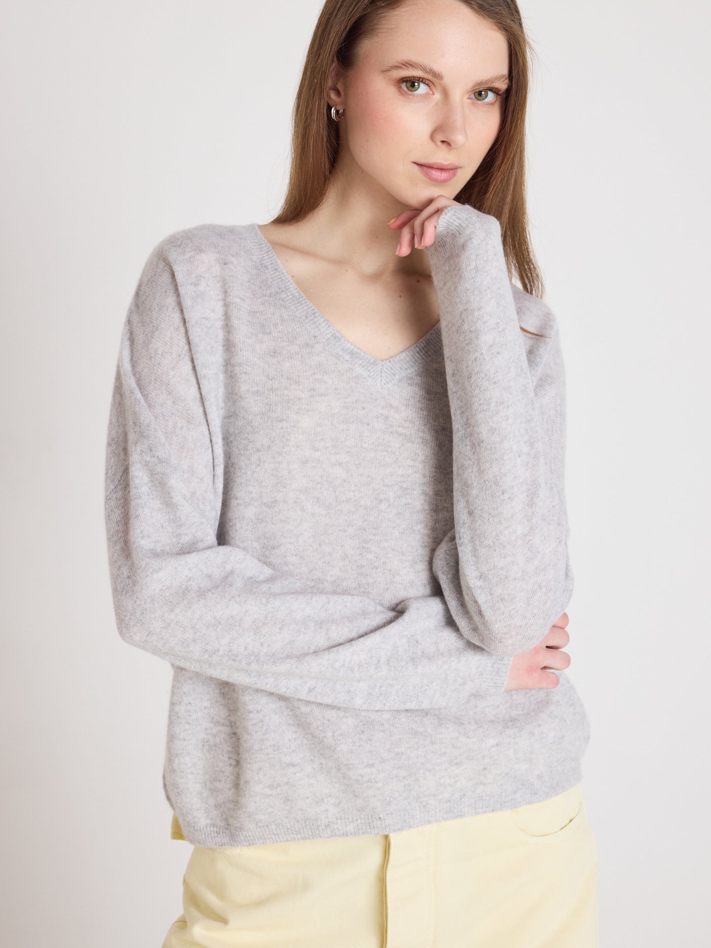 alicia round neck sweater - cashmere - light heather gray