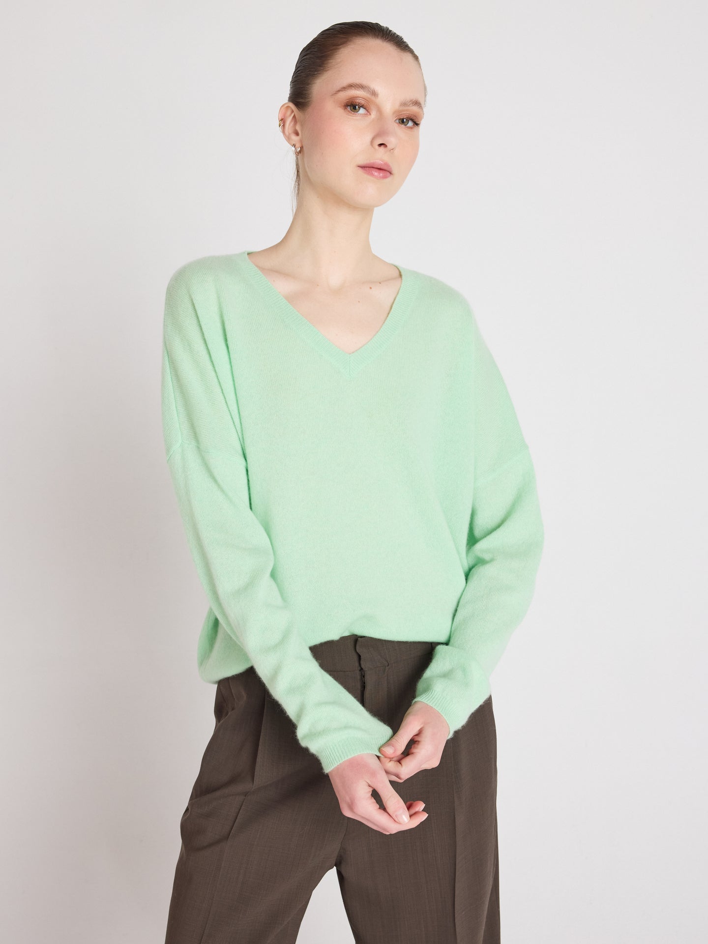 pull col v alicia - Maglione a V in cashmere - pastel green