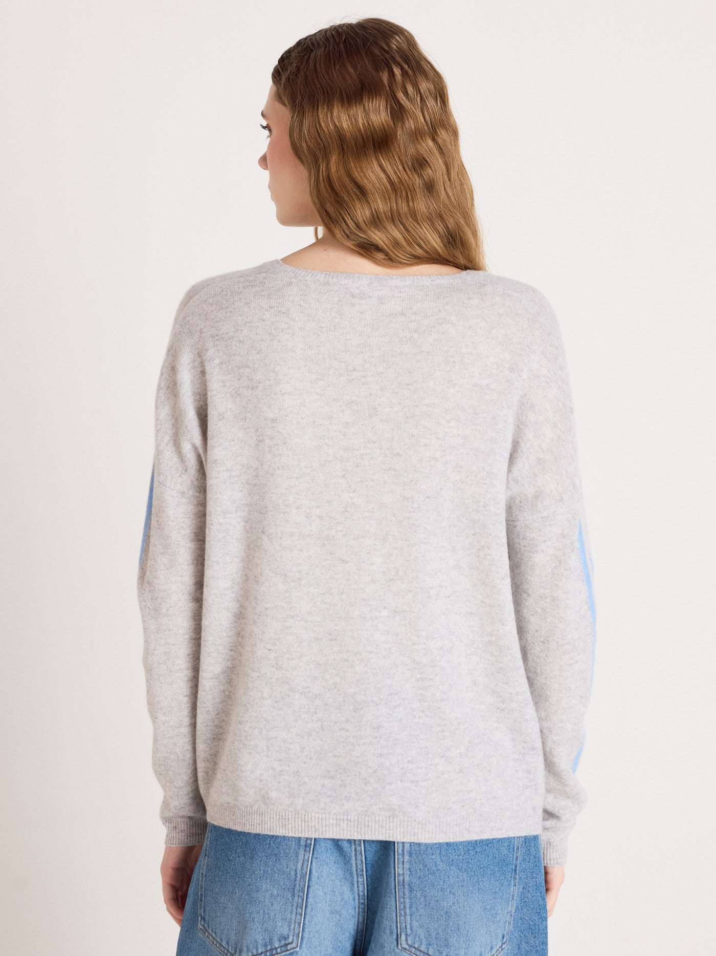 Alexia - Kaschmirpullover mit V-Ausschnitt - light heather grey