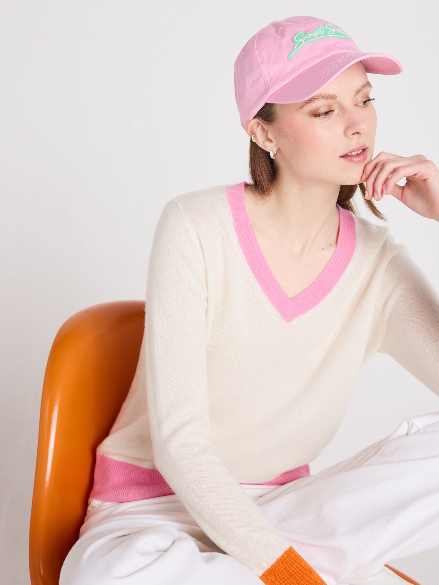 isla - Kaschmirpullover mit V-Ausschnitt - cream