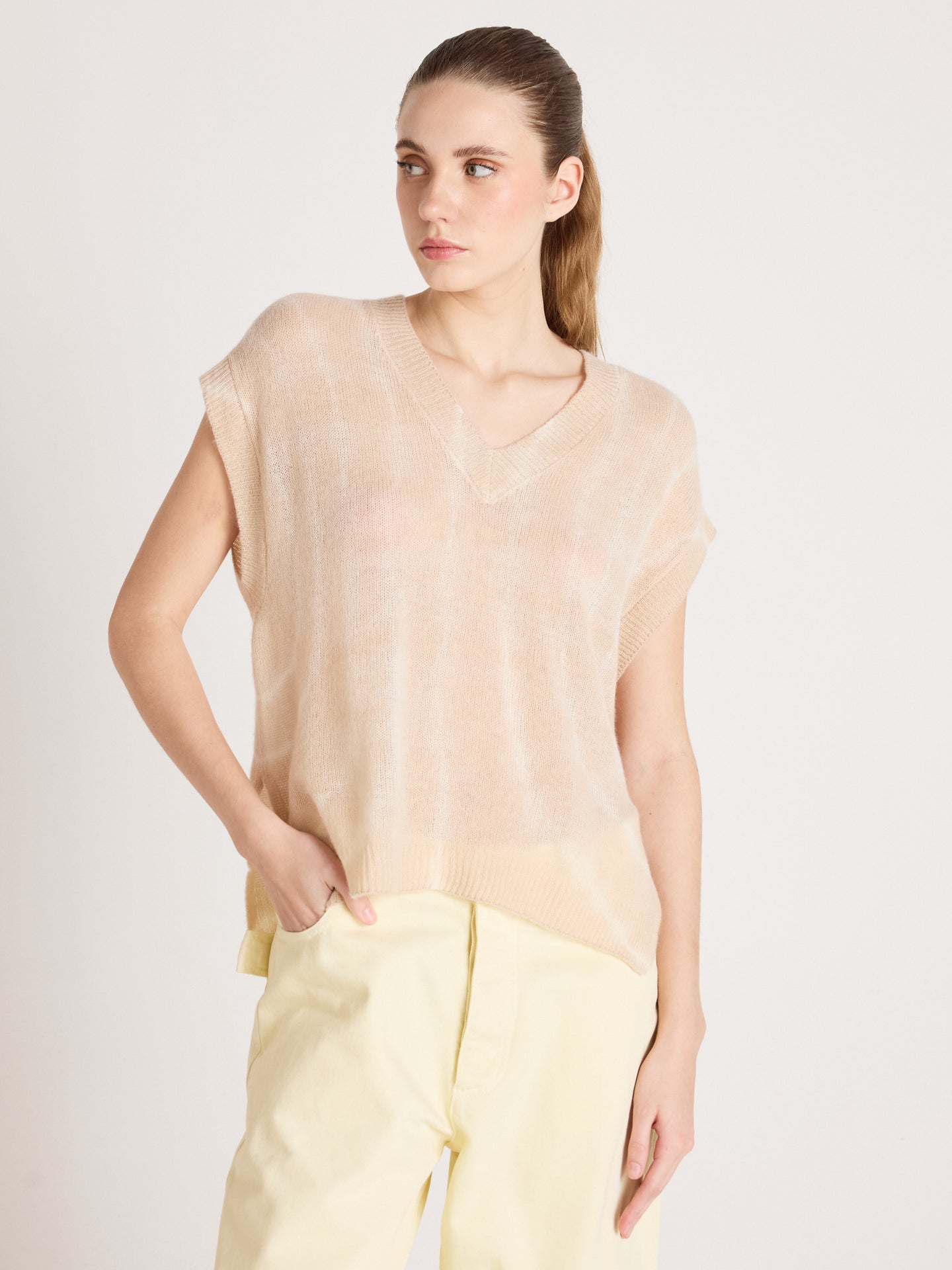 Samantha - Sleeveless cashmere sweater - tie dye beige