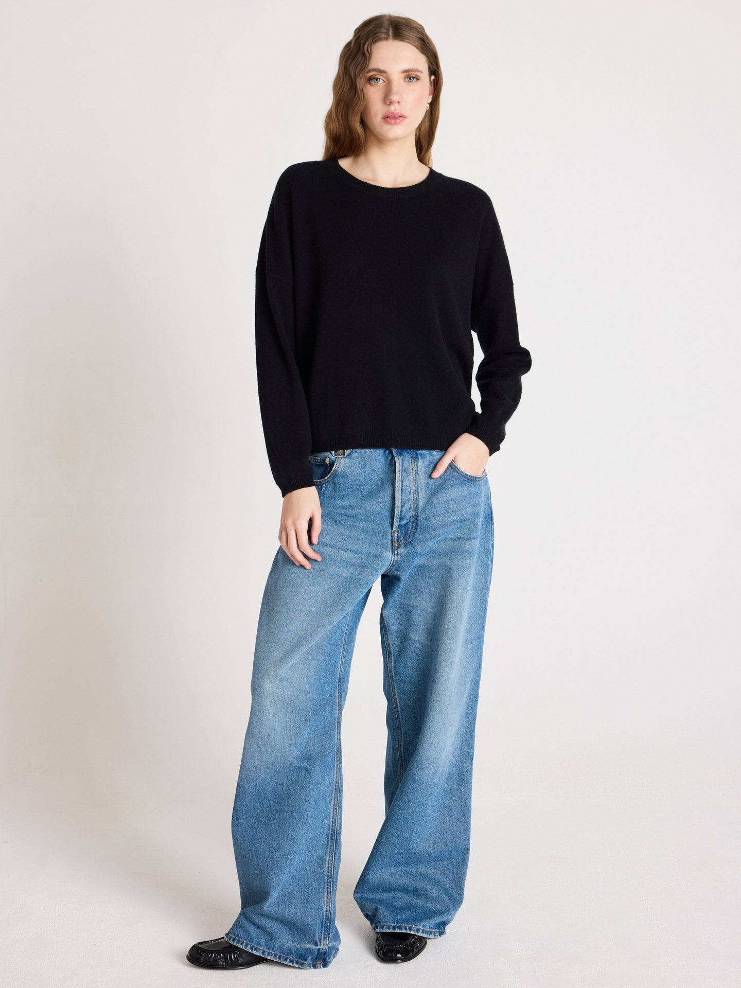 Kaira - Kaschmirpullover mit Rundhalsausschnitt - black