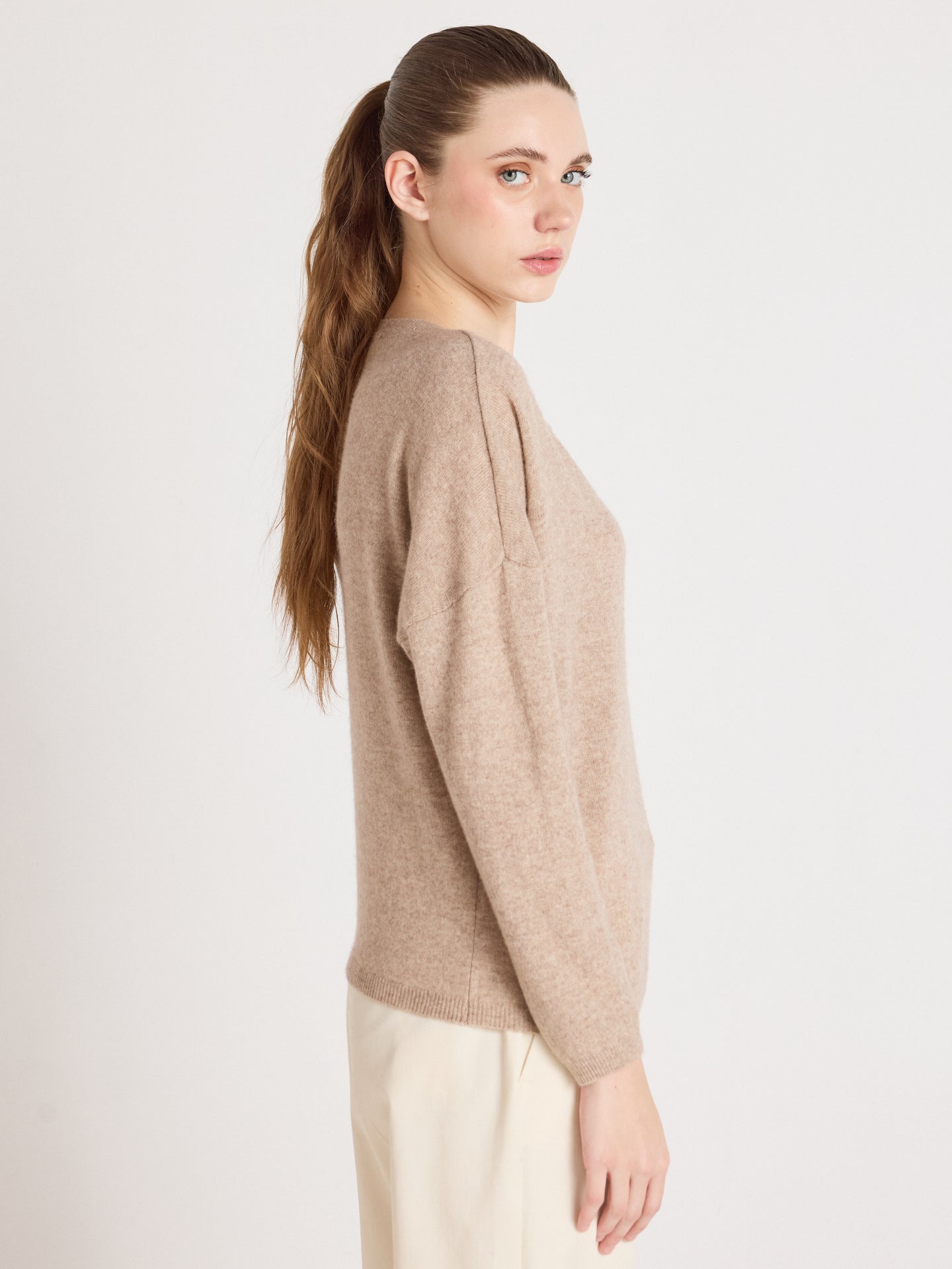 kaira round neck sweater - cashmere - chestnut