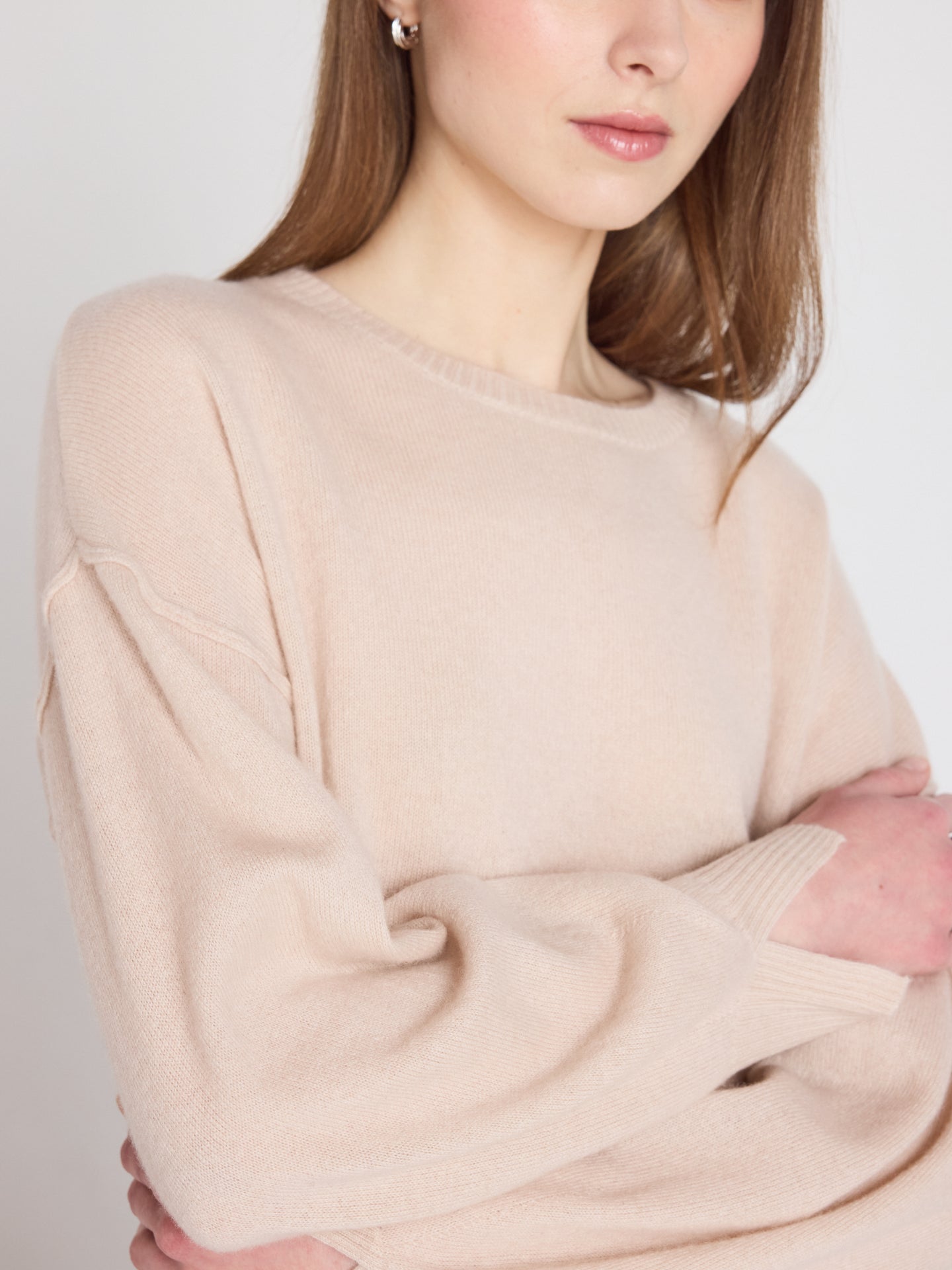 caterina round neck sweater - cashmere - shell