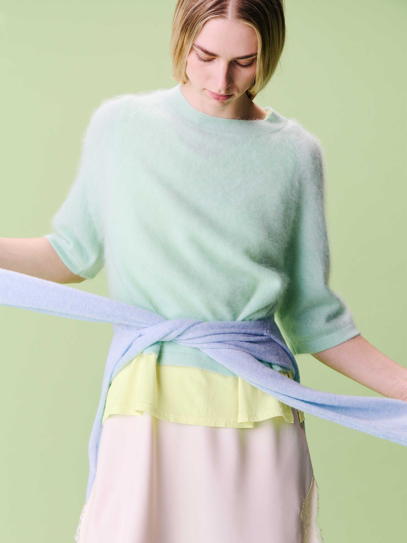 Jenna - Brushed cashmere round-neck sweater - nile green