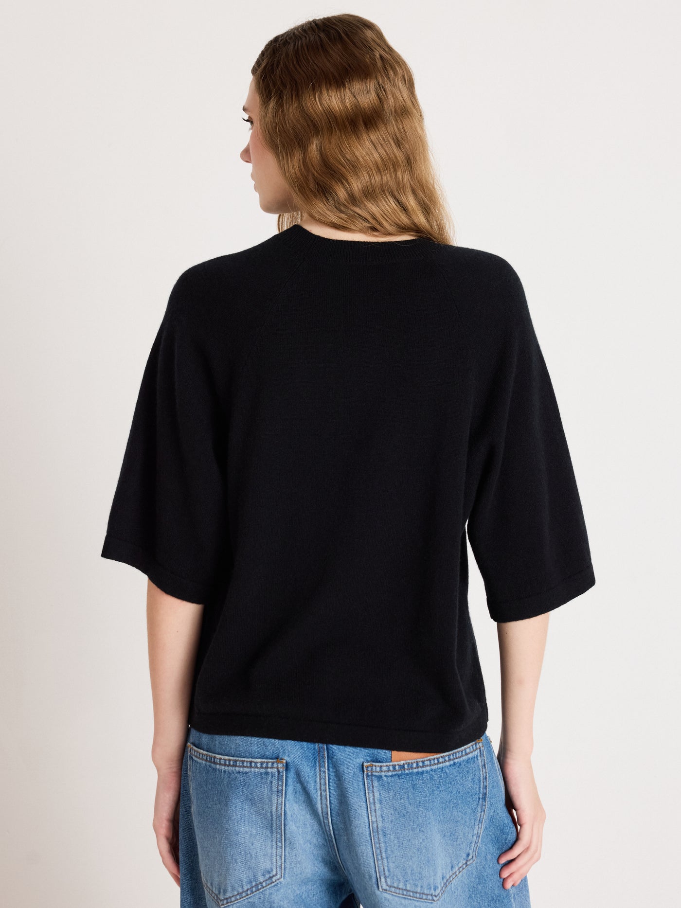 leana - 100% cashmere sweater - black