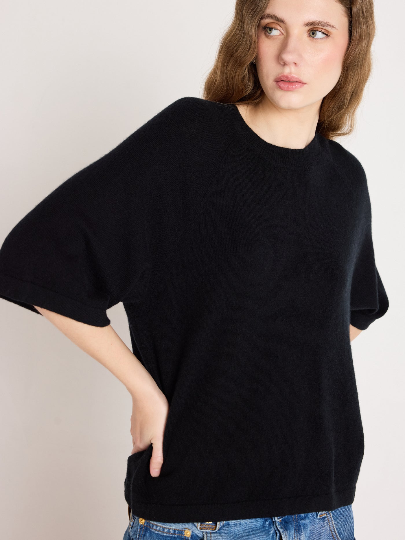 leana - 100% cashmere sweater - black