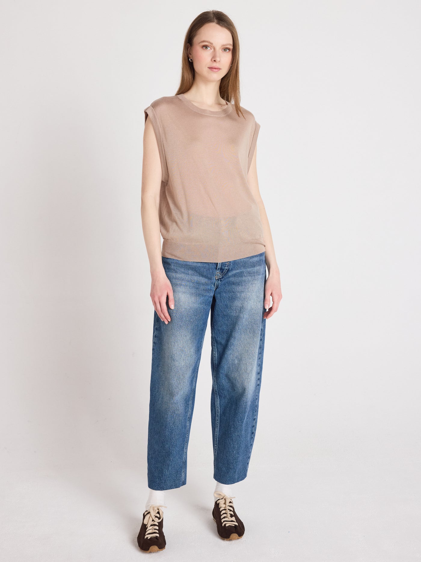 Naomi - Sleeveless sweater - earth