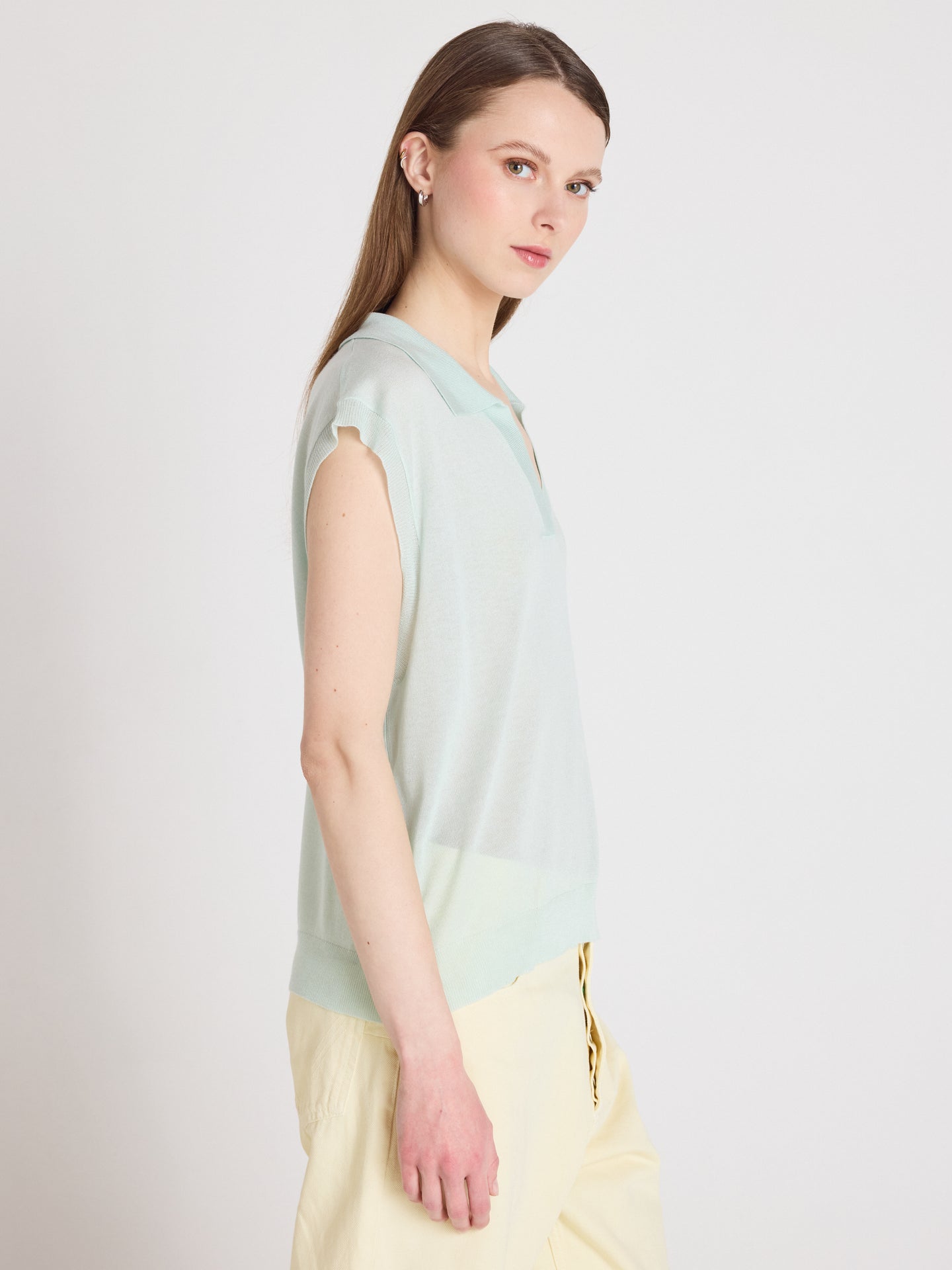 Magali - Sleeveless polo sweater - mint
