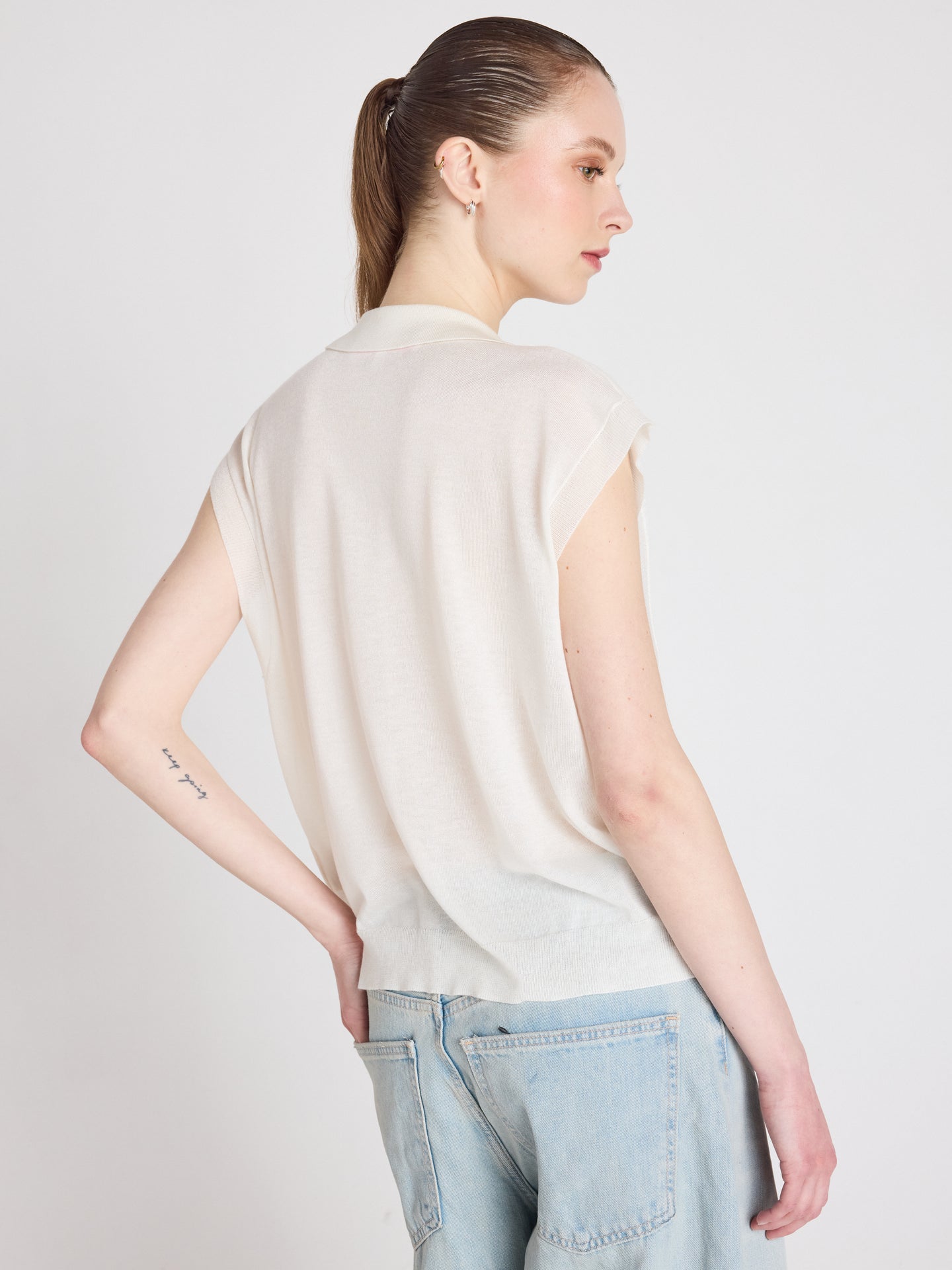 Magali - Sleeveless polo sweater - white