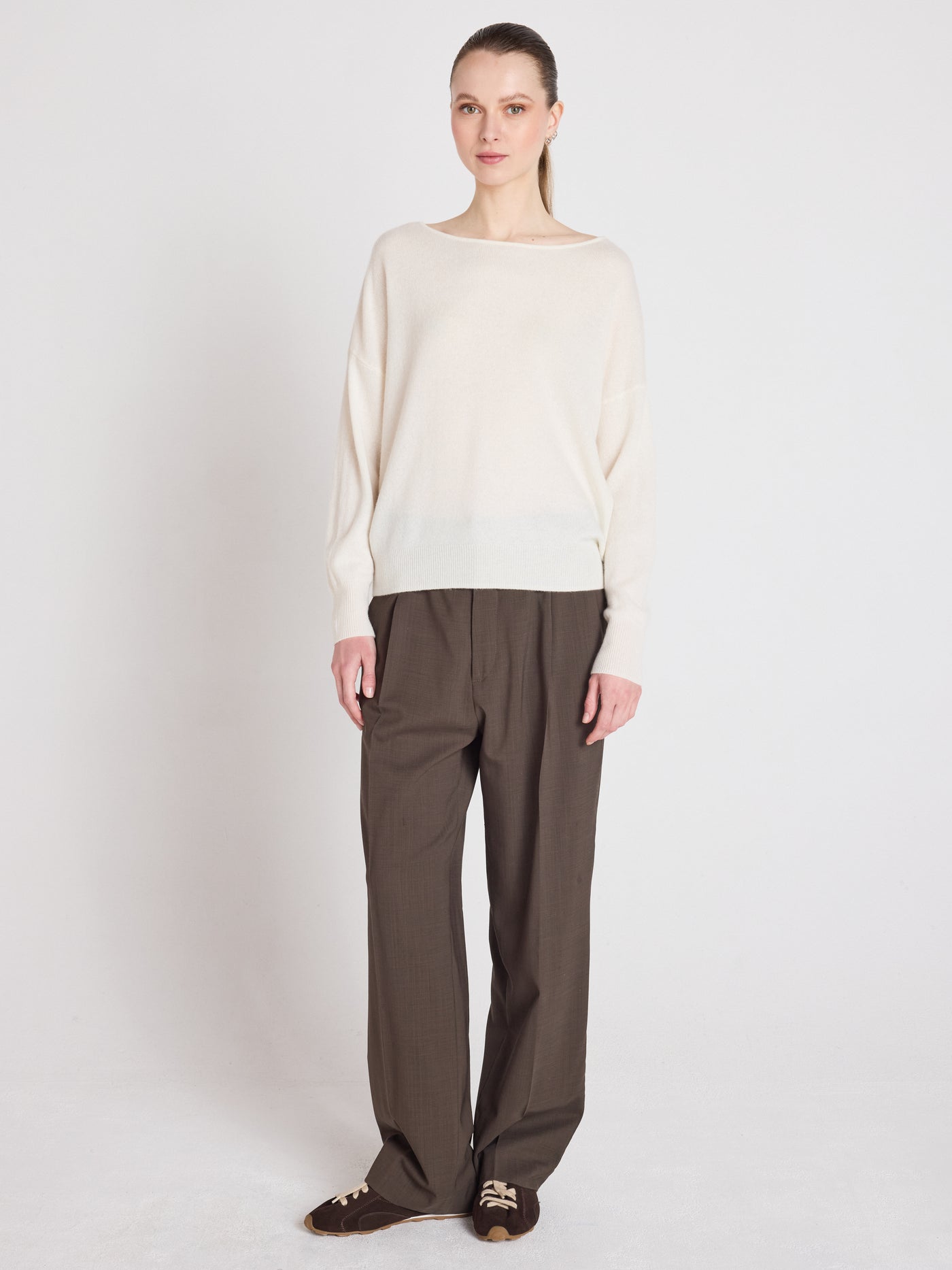 ivy - Neckholderpullover aus gebürstetem Kaschmir - cream