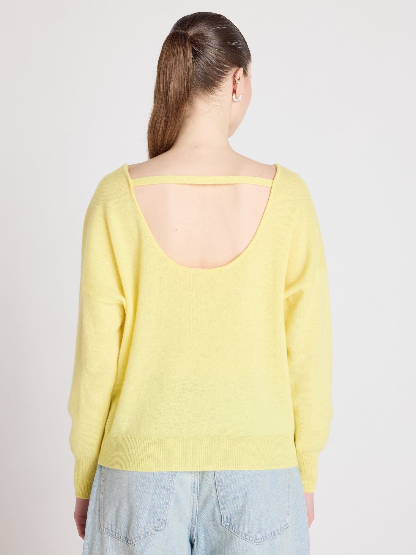ivy - Neckholderpullover aus gebürstetem Kaschmir - lemon fizz
