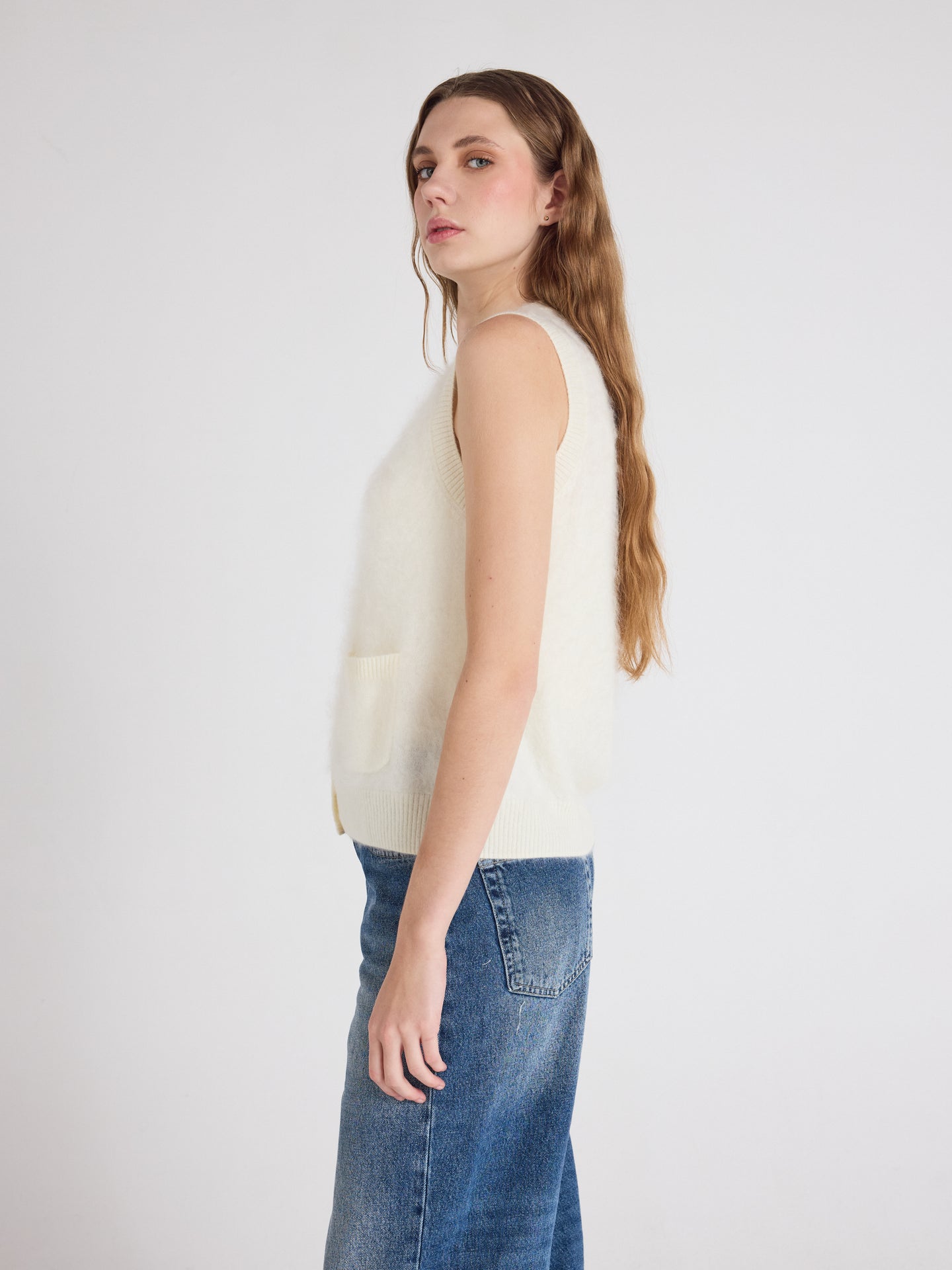 lana sleeveless cardigan - brushed cashmere - cream