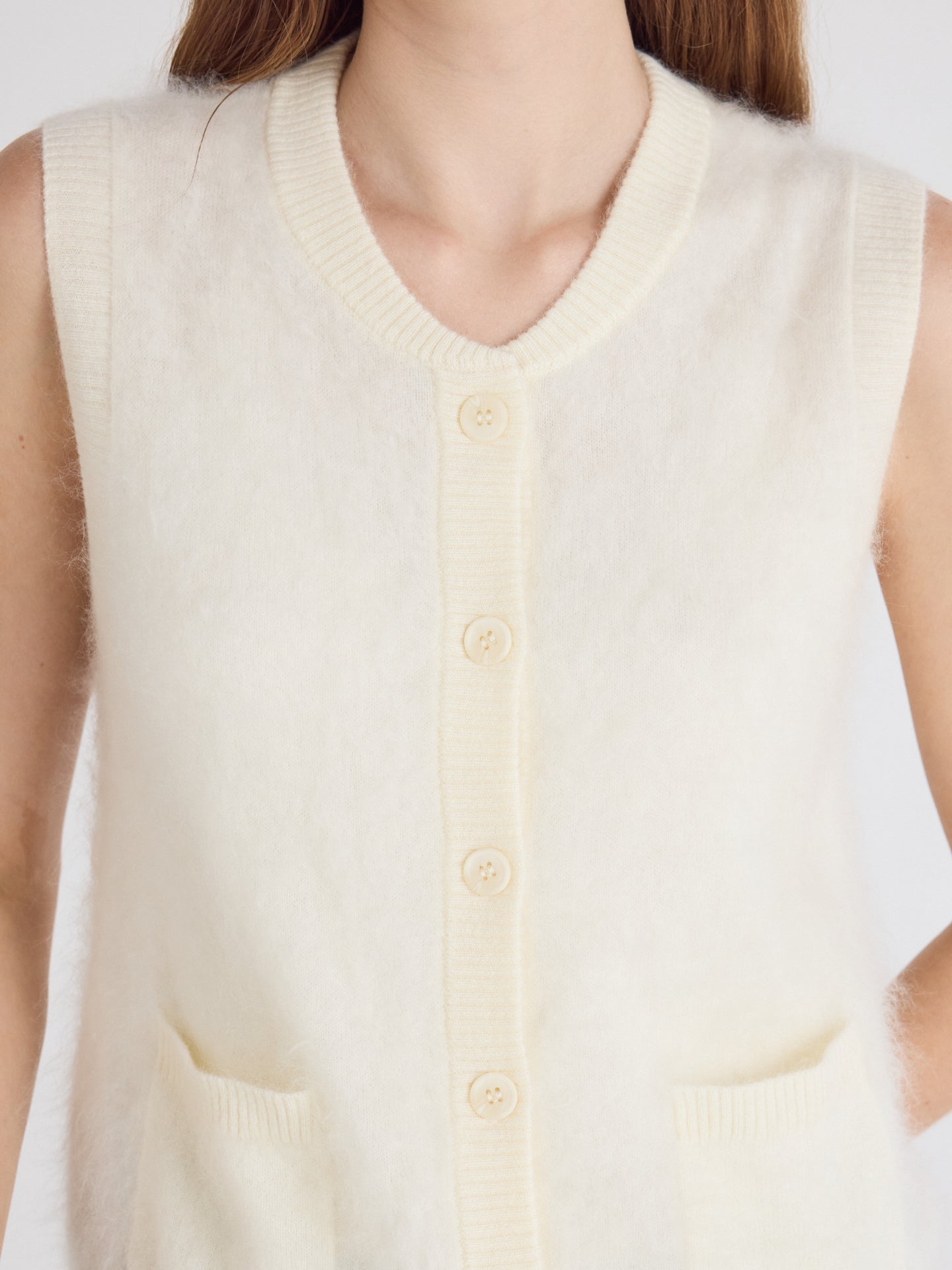 lana sleeveless cardigan - brushed cashmere - cream